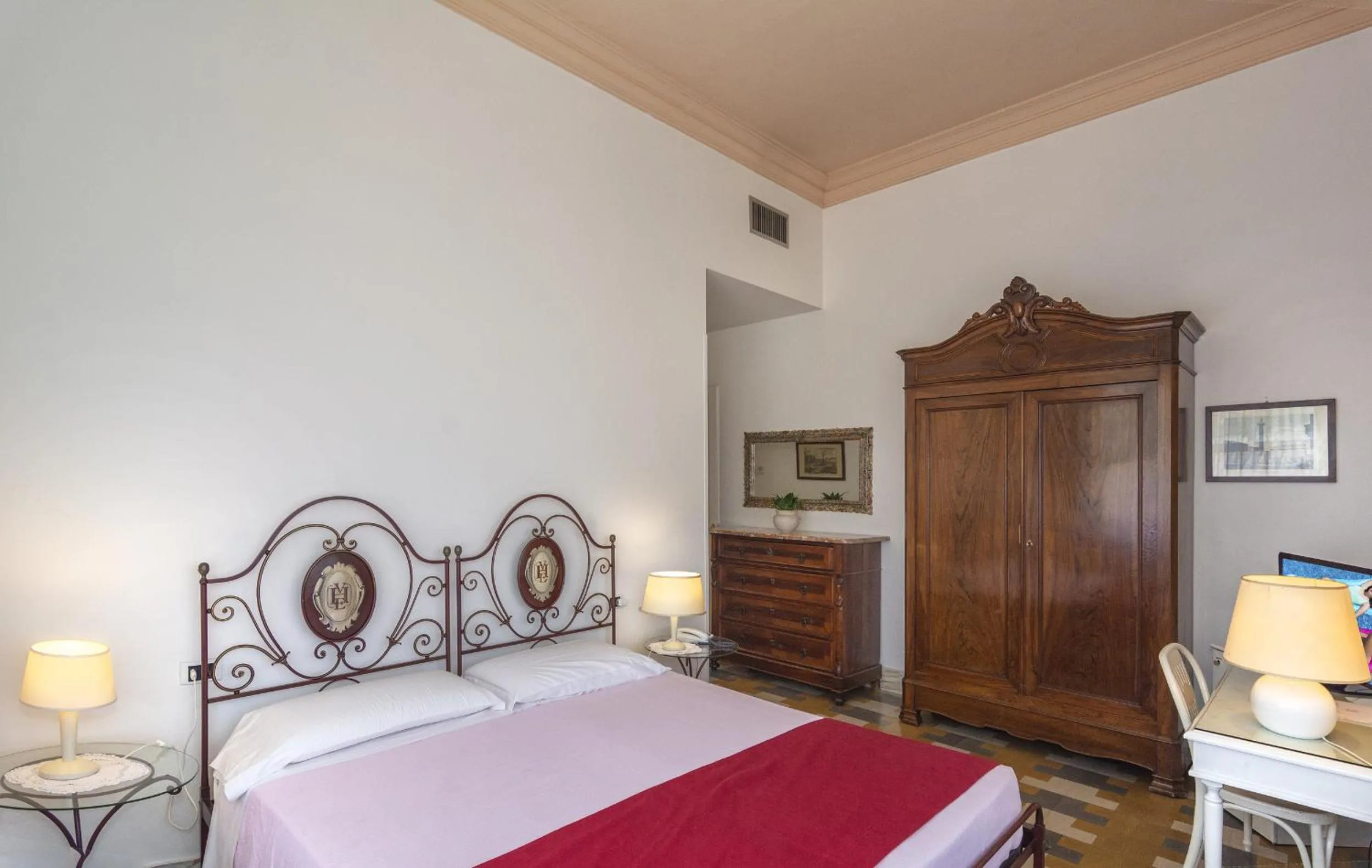 Bedroom, Bed in Hotel Villa Edera