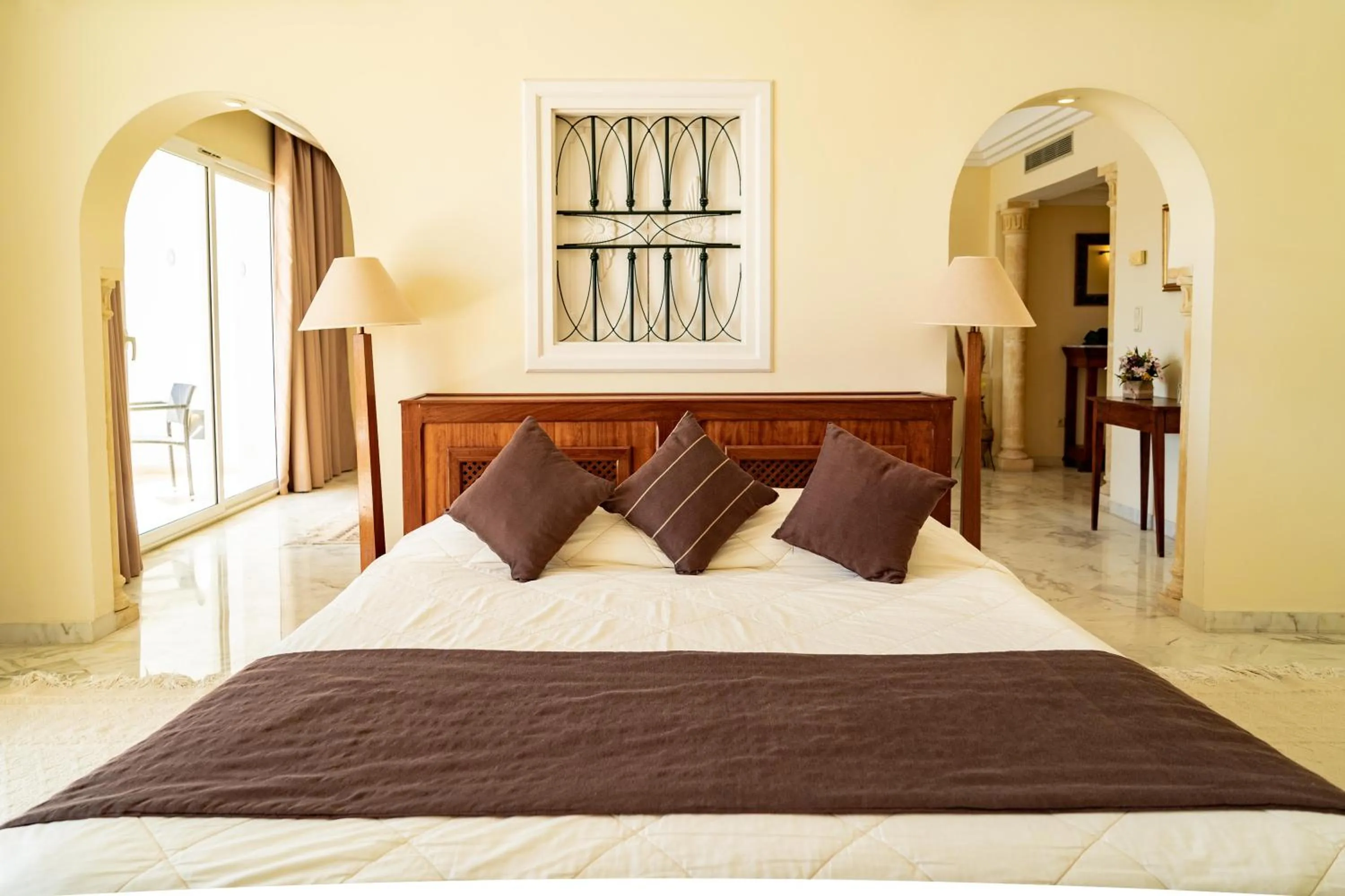 Bed in TMK Flora Park by Turismark - Adults Only