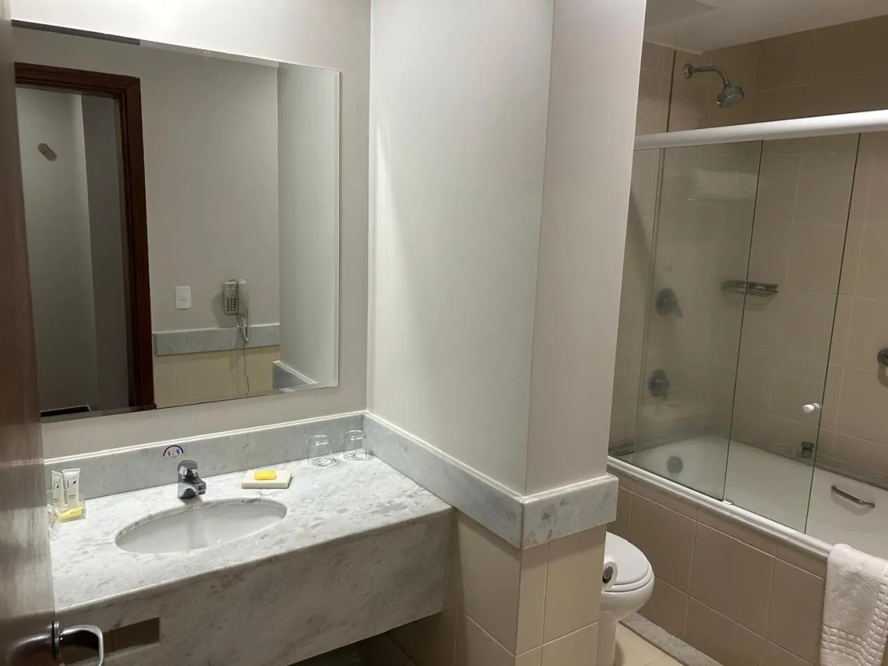 Bath in Jk Premium Hotel e Eventos