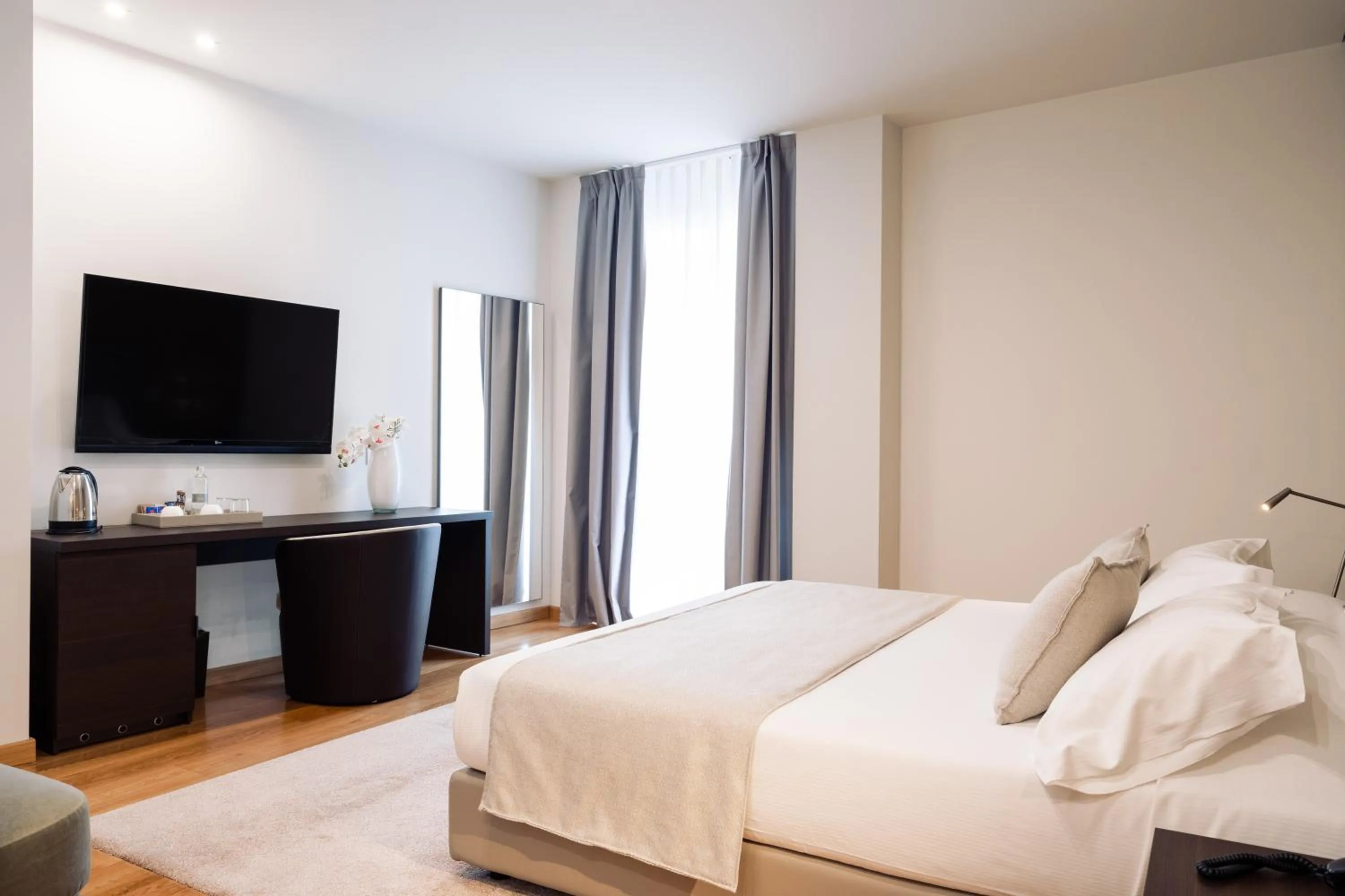 TV and multimedia, Bed in Hotel Michelangelo