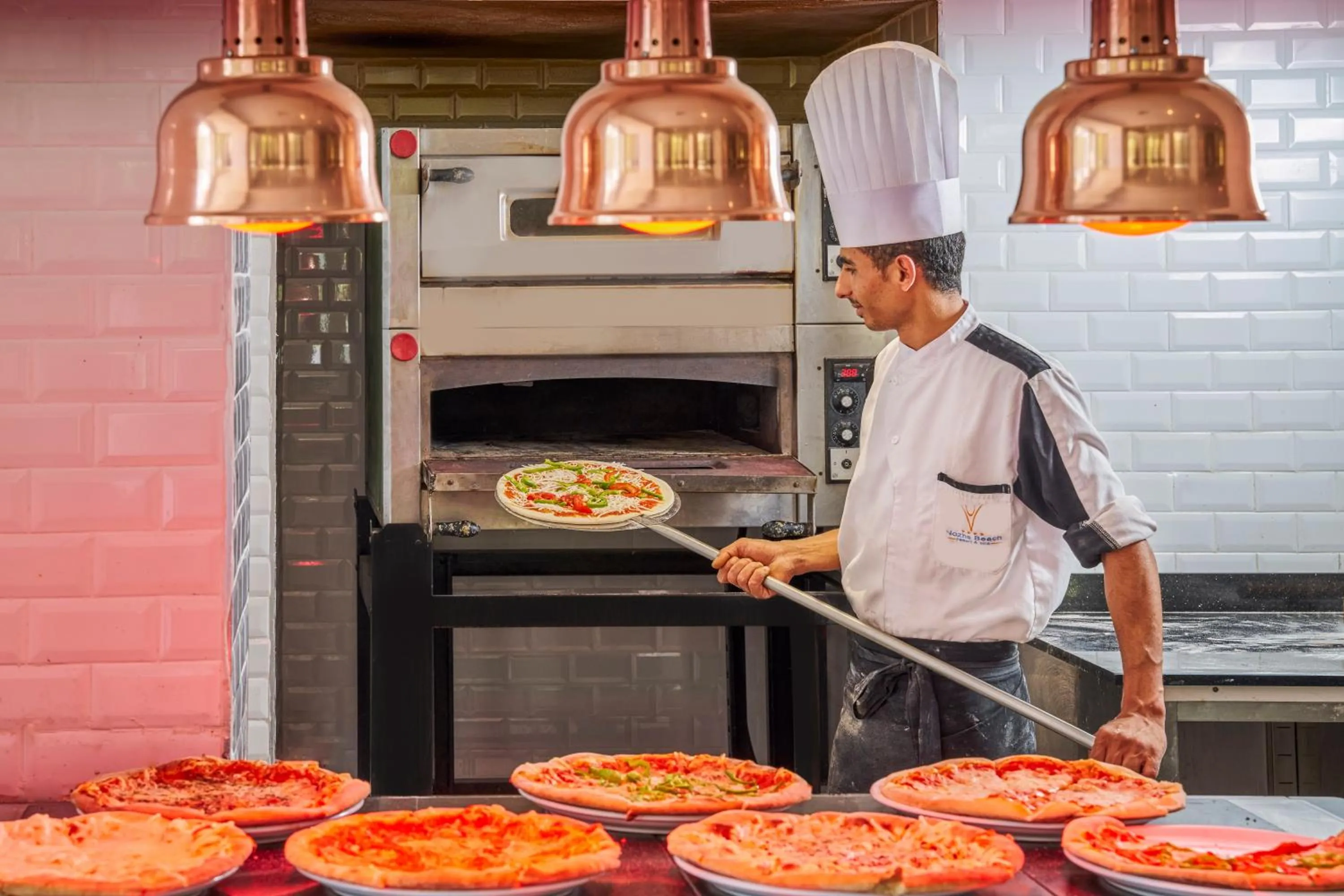 Food and drinks in Nozha Beach Resort & Spa