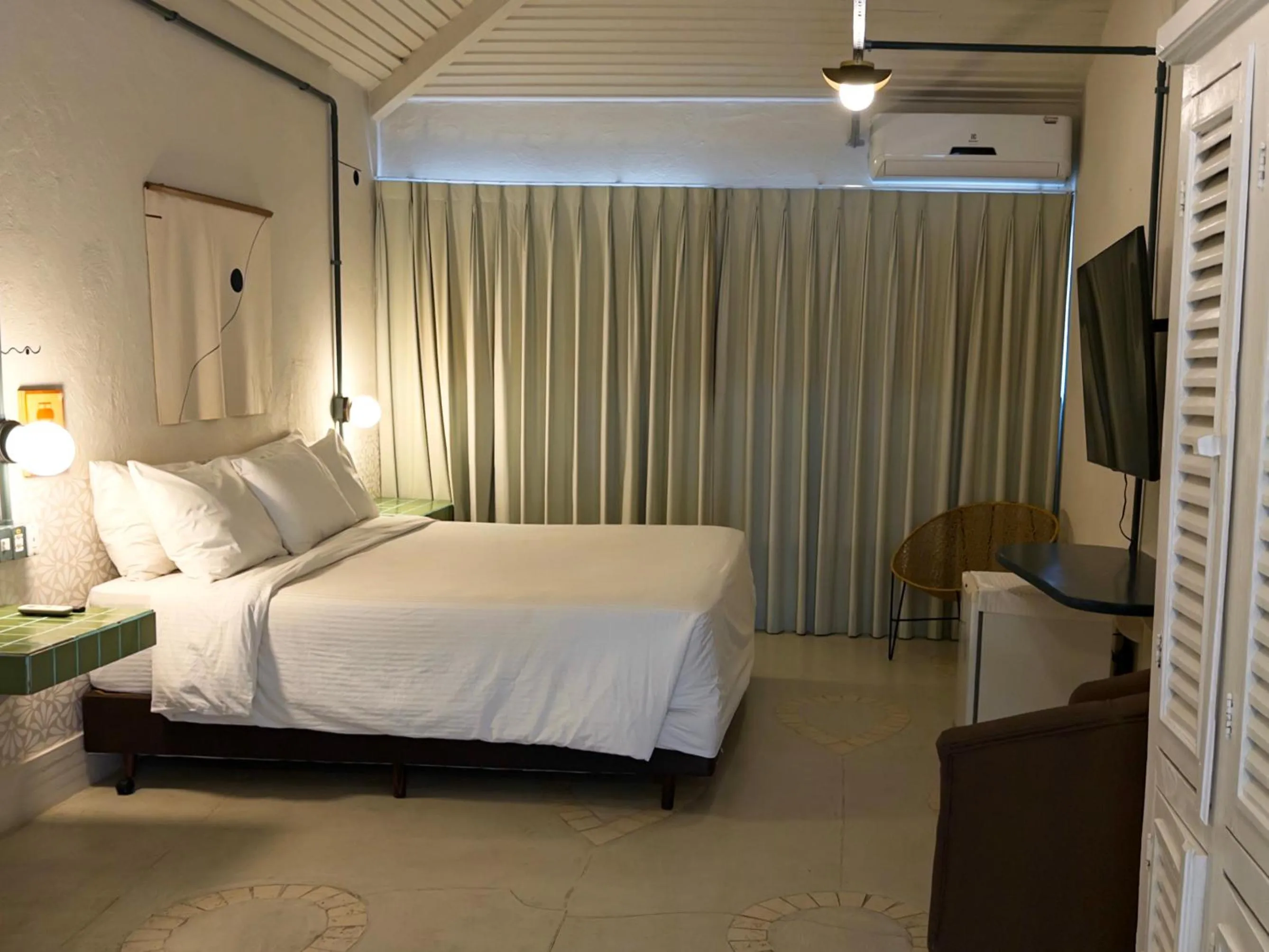 Bed in Own Búzios Beach Hotel