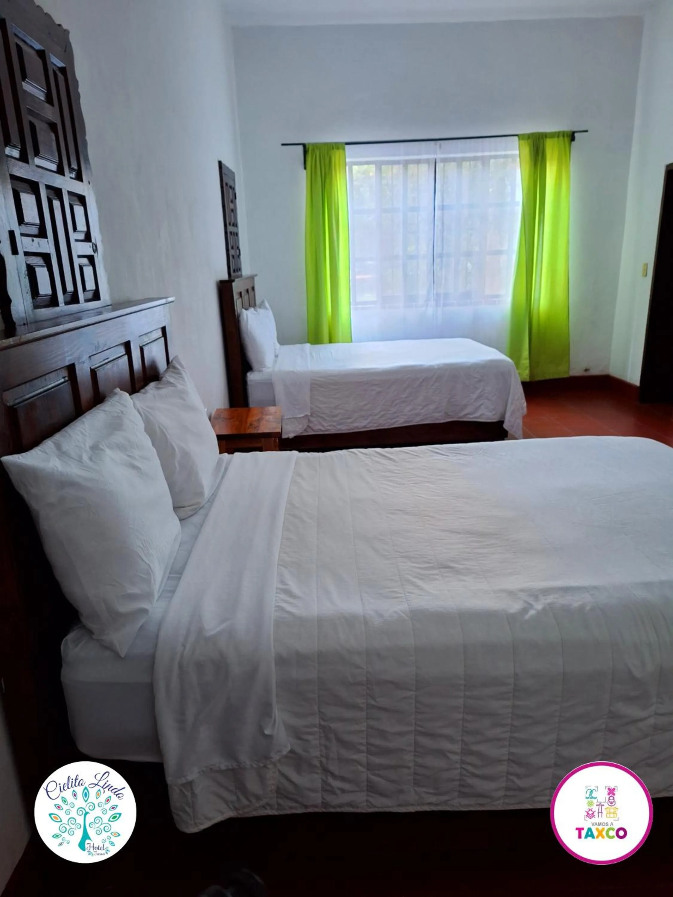 Bed in Hotel Cielito Lindo, Taxco