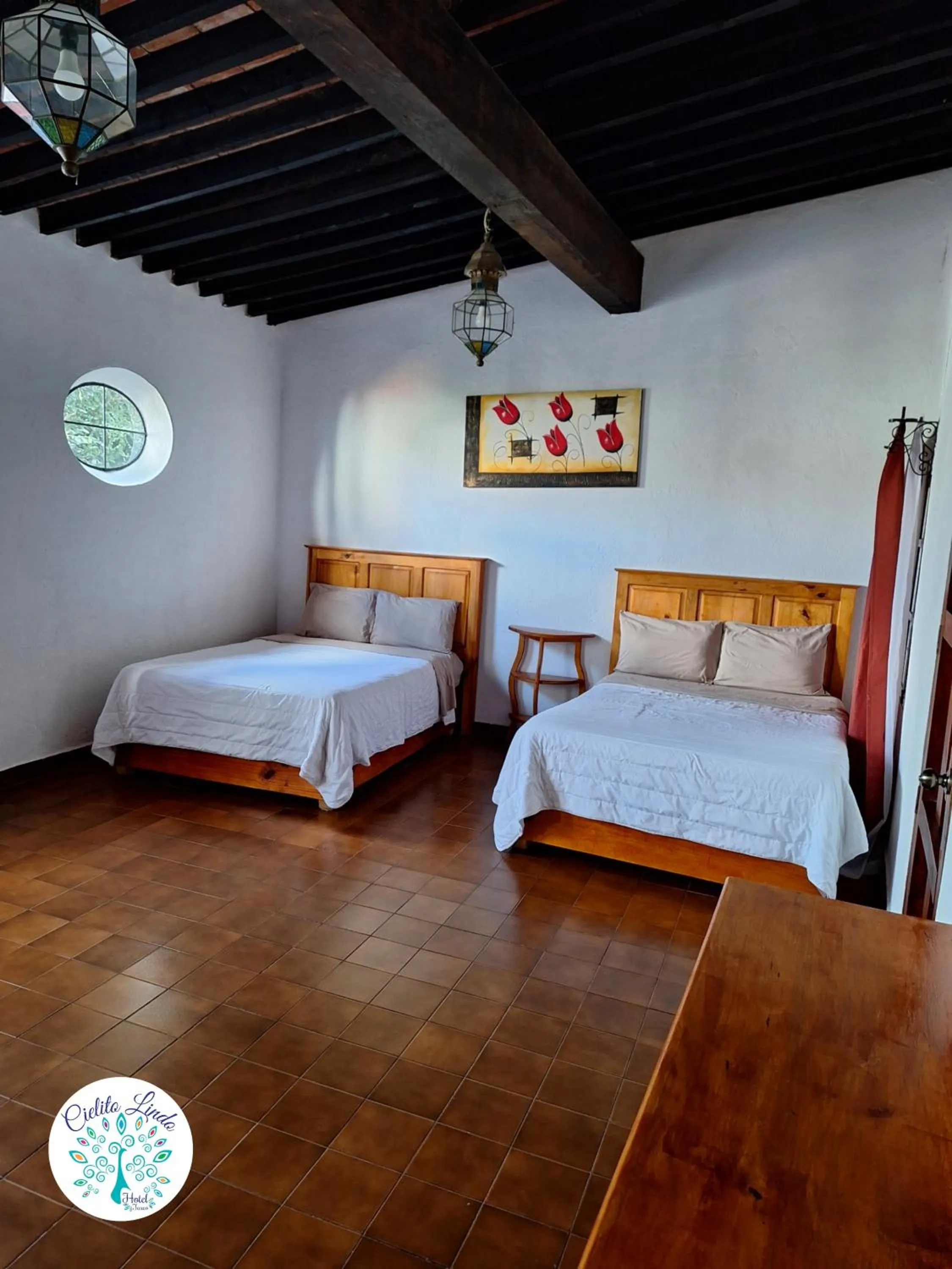 Bed in Hotel Cielito Lindo, Taxco