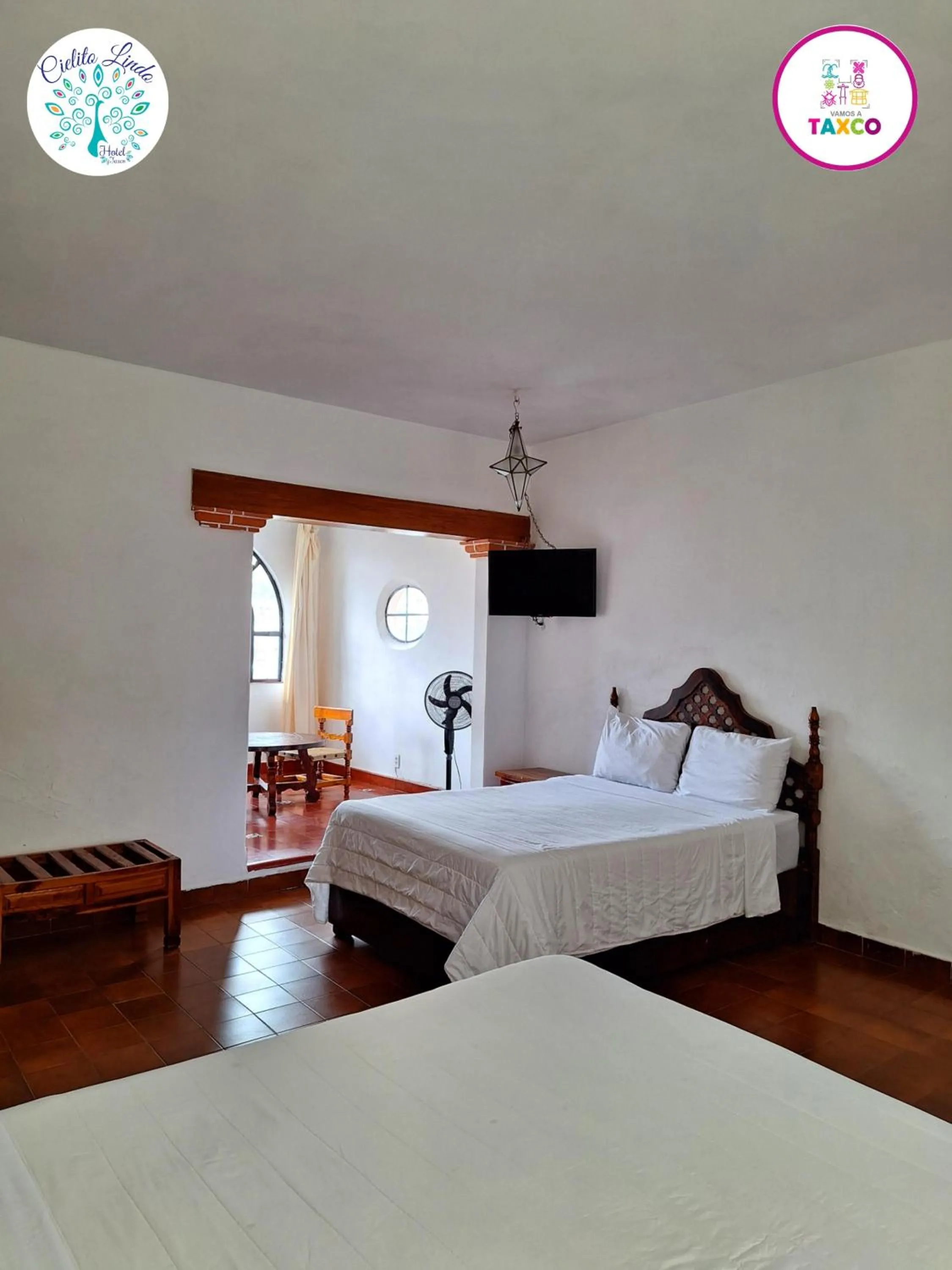 Bed in Hotel Cielito Lindo, Taxco