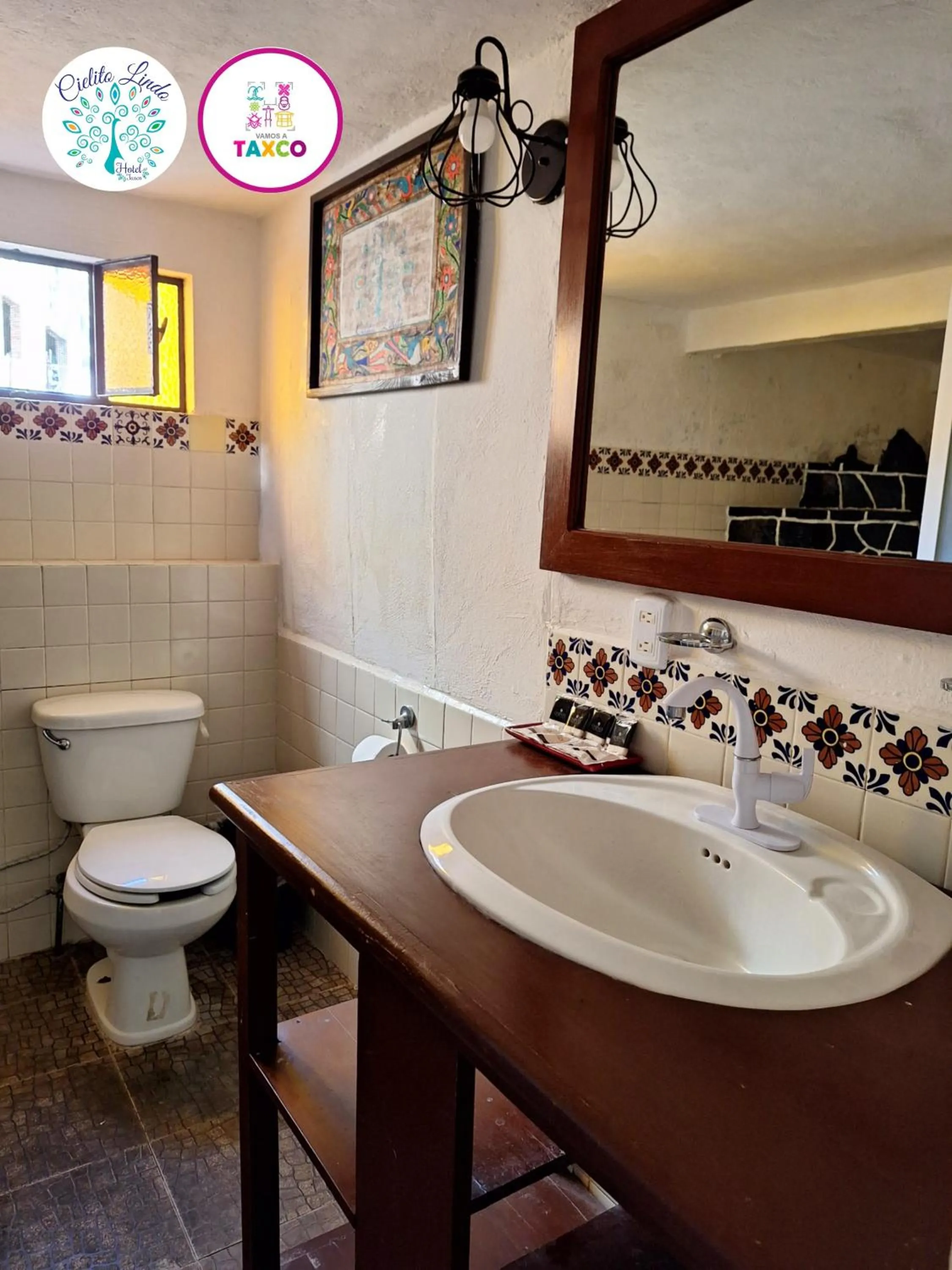 Bathroom in Hotel Cielito Lindo, Taxco