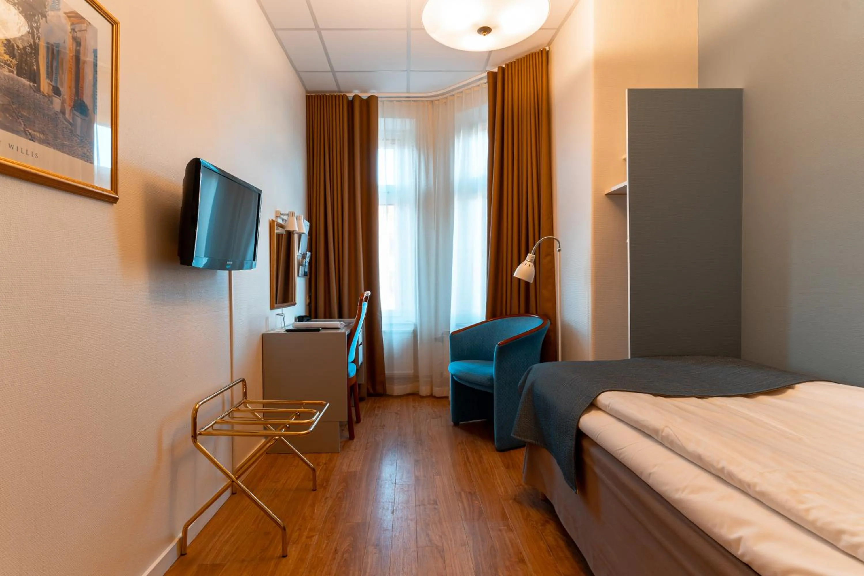 Photo of the whole room, Bed in Hotel Lorensberg