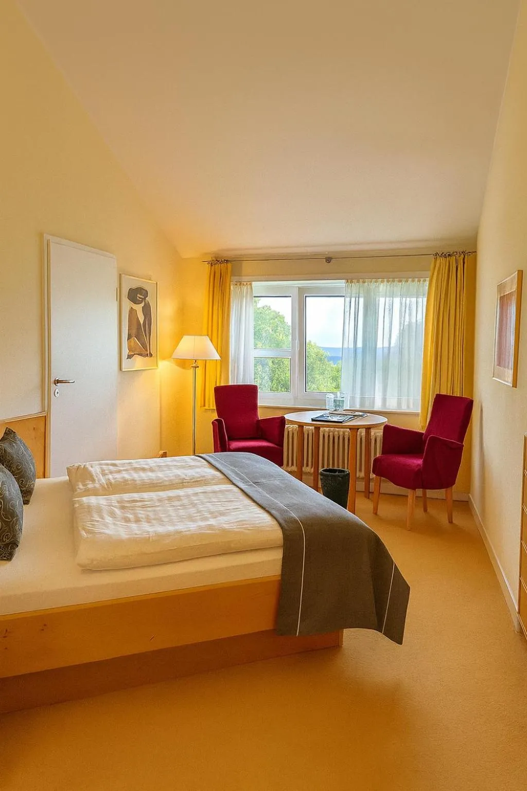 Photo of the whole room, Bed in Schlosshotel Eyba