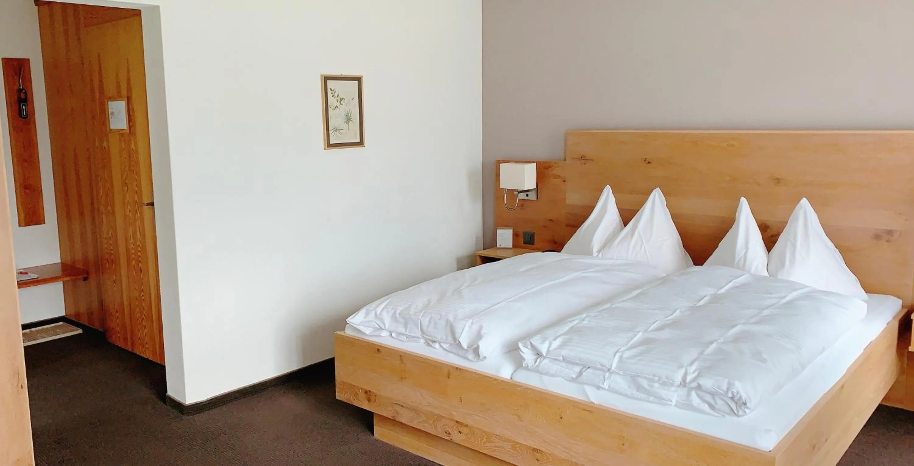 Bed in Hotel Friedheim Weggis