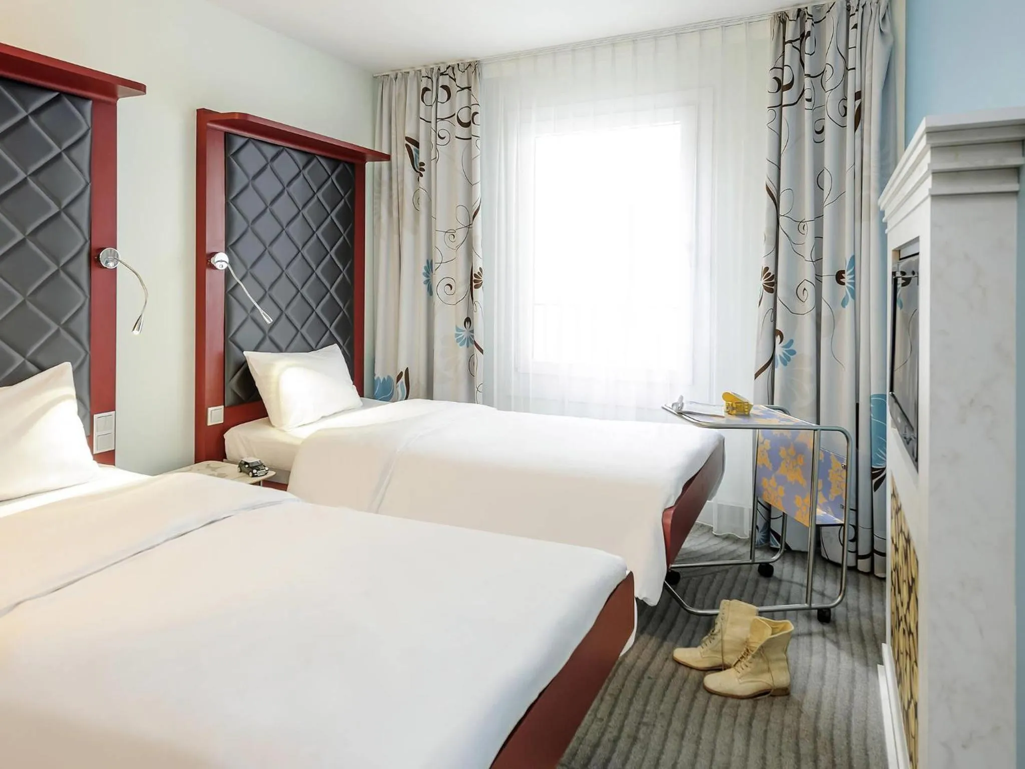 Bedroom, Bed in ibis Styles Hotel Berlin Mitte