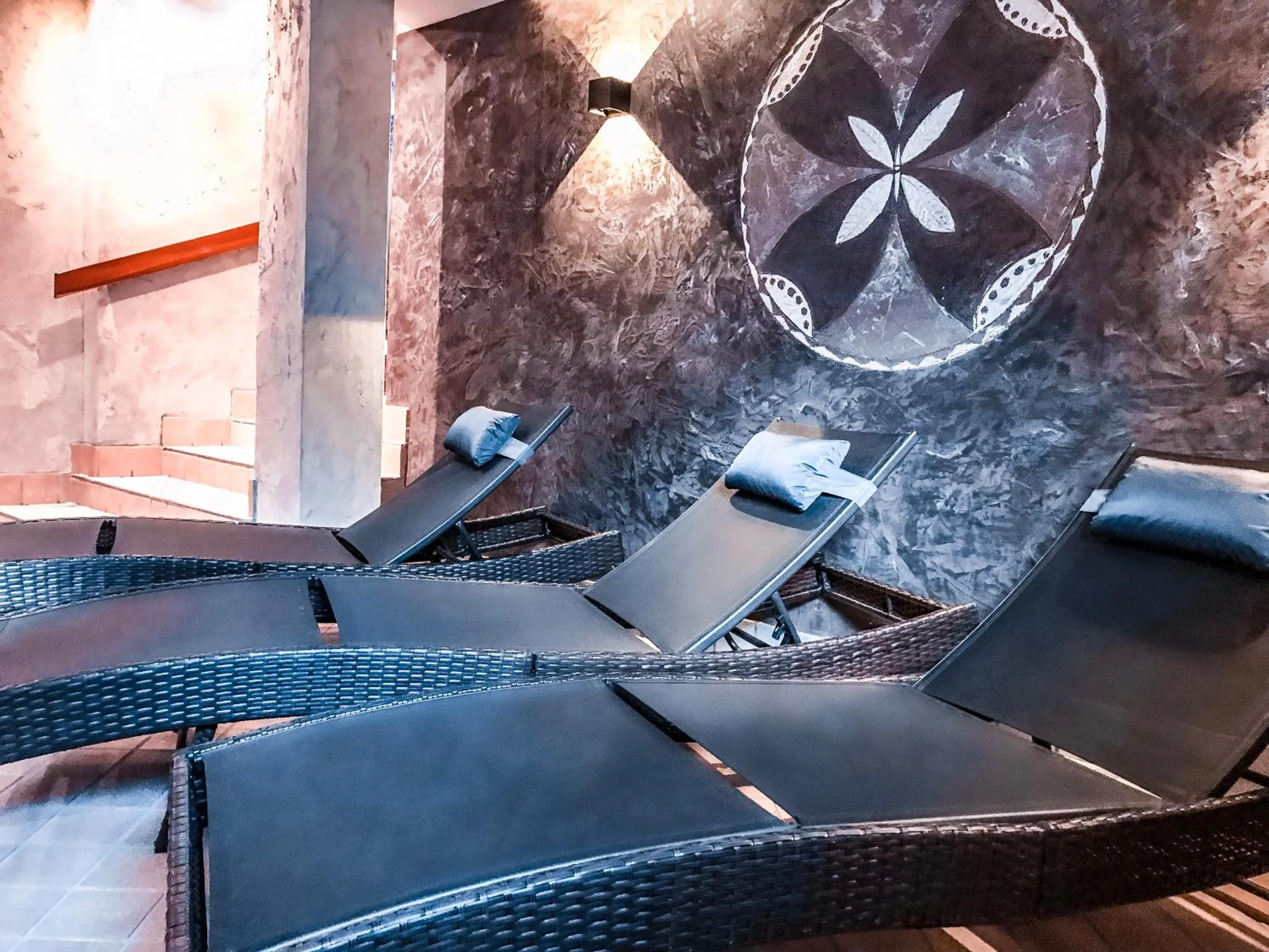 Swimming pool in Hotel Lärchenhof