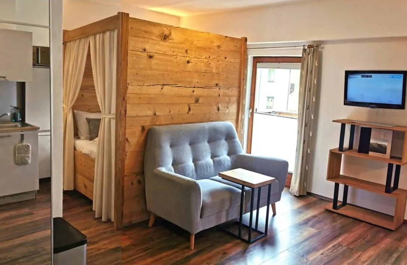 Bed in Tirolerhof - Appartementhaus