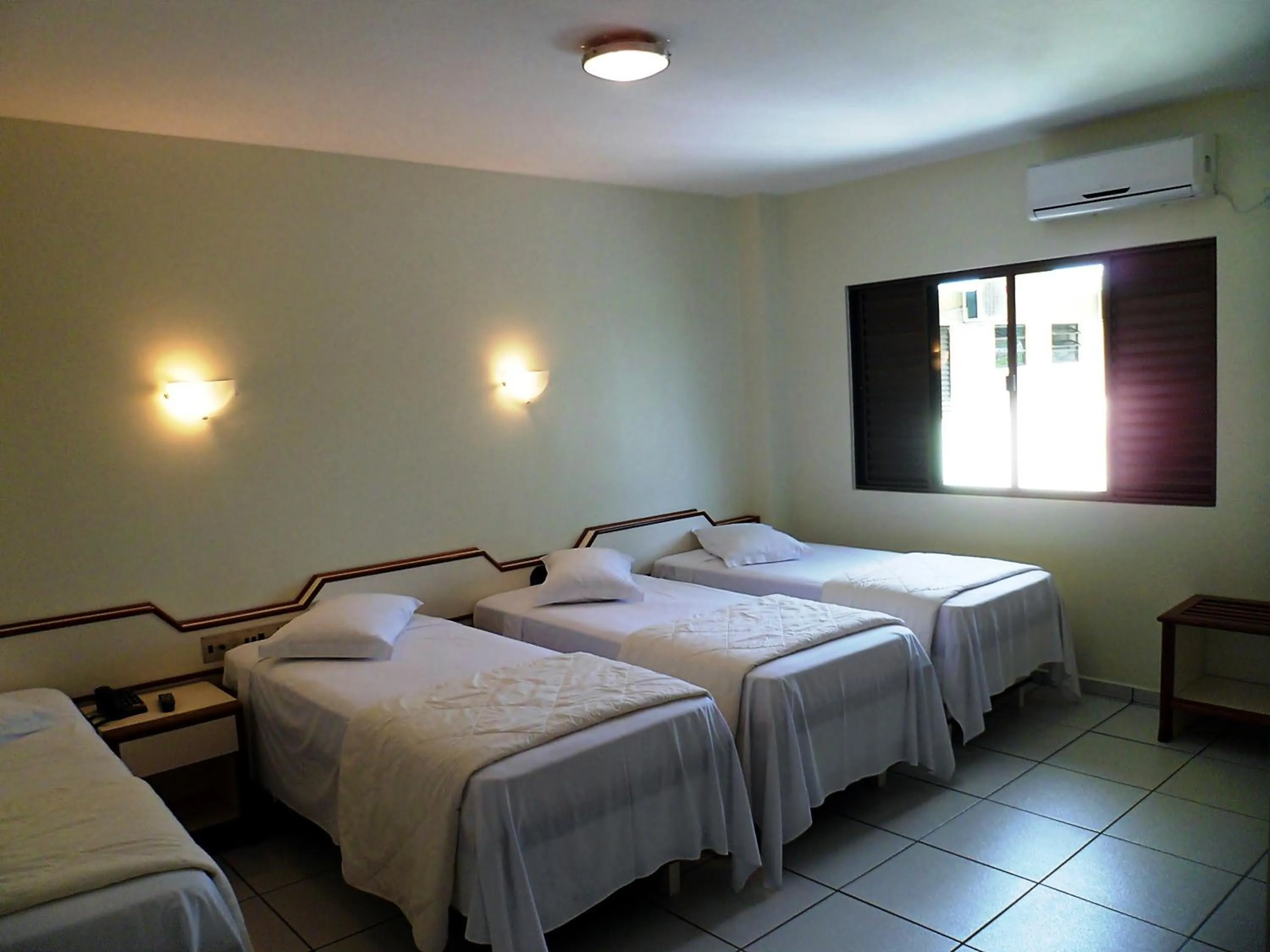 Bedroom, Bed in Praia Sol Hotel