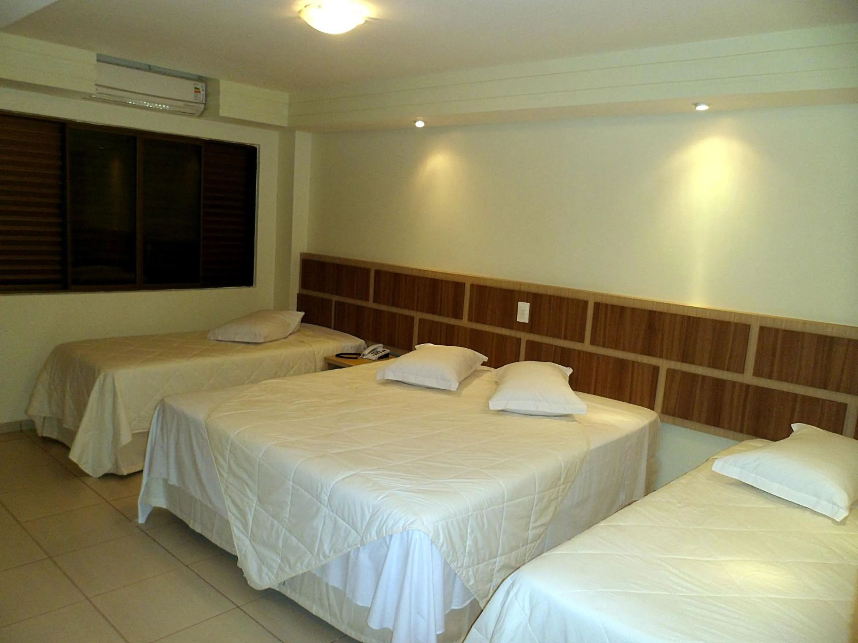 Bedroom, Bed in Praia Sol Hotel