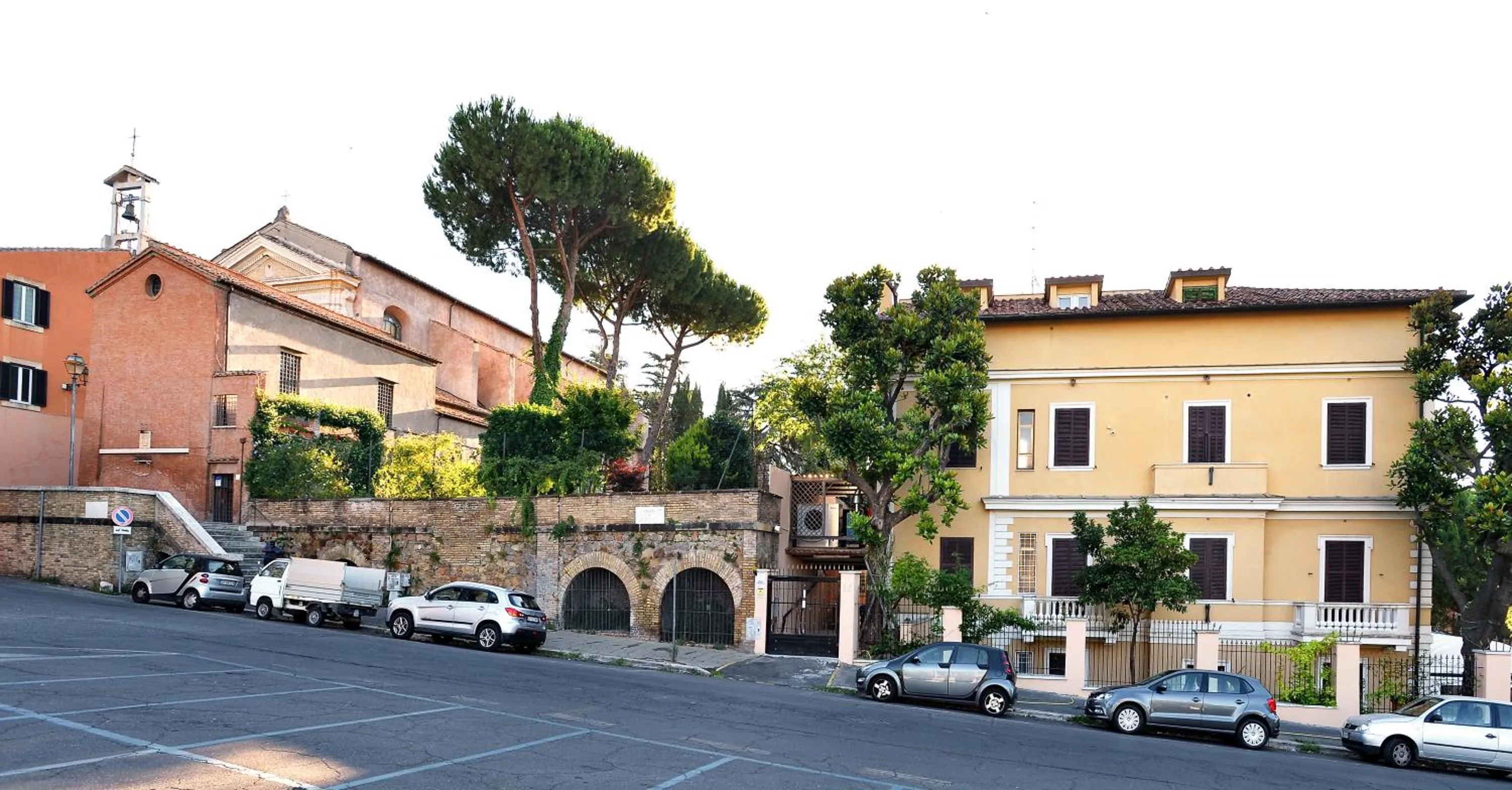 Property building in Sourire Hotel