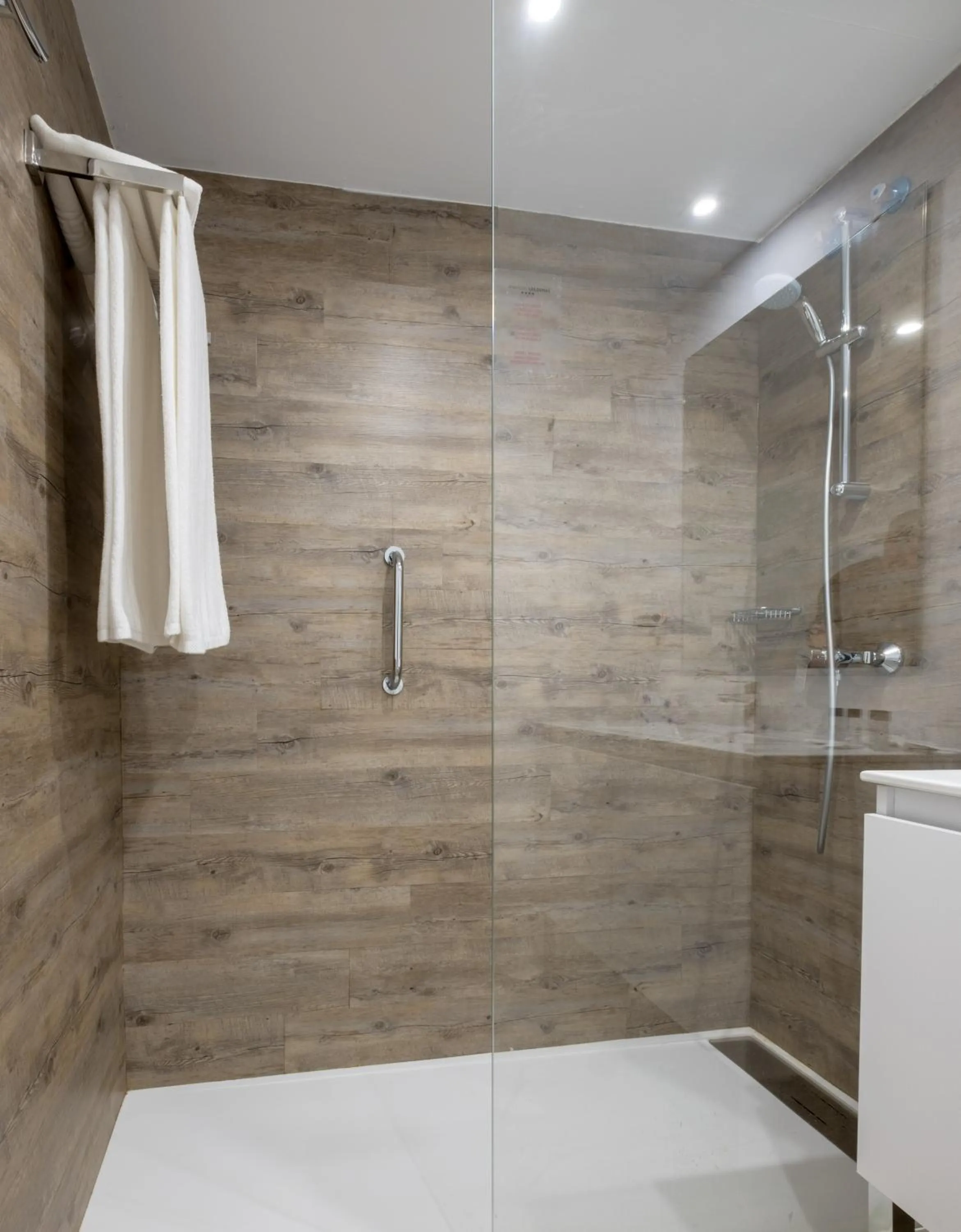 Bathroom in Aparthotel las Dunas