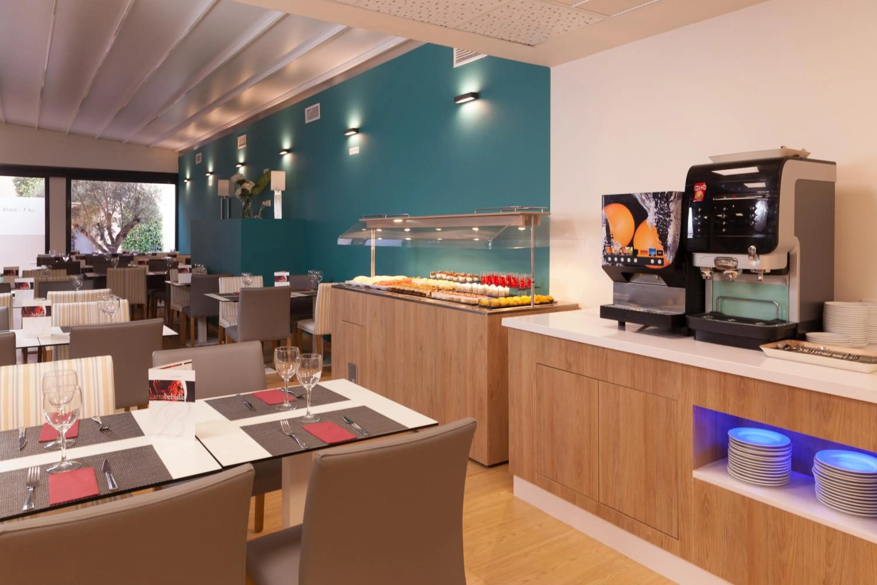 Property building in Aparthotel las Dunas