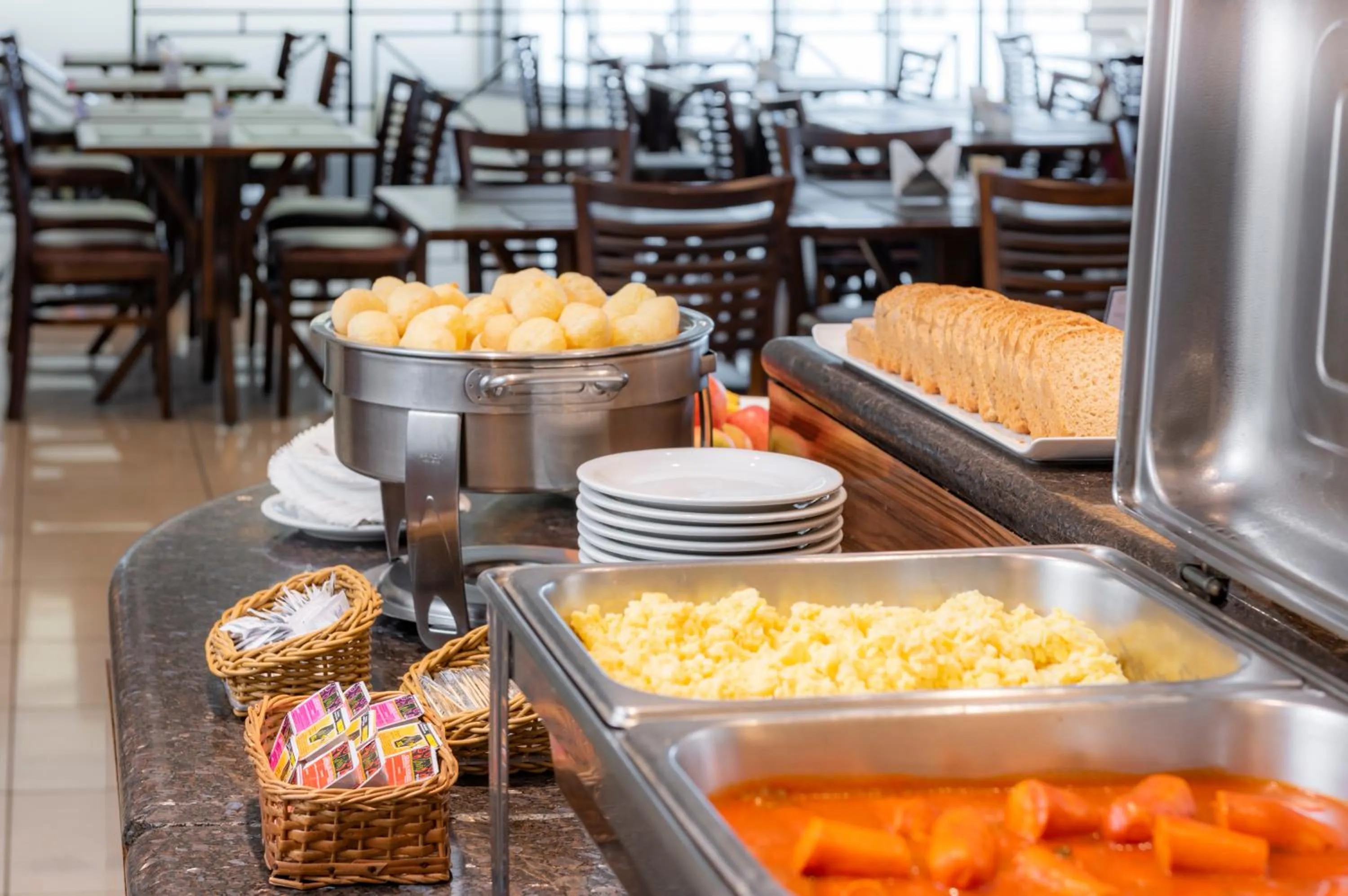 Restaurant/places to eat in Monreale Plus Guarulhos International Airport