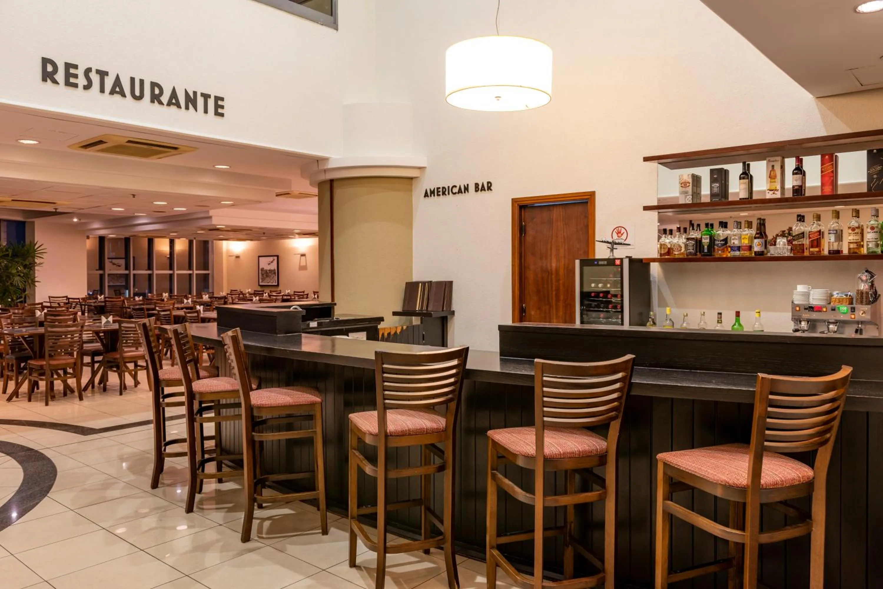 Restaurant/places to eat in Monreale Plus Guarulhos International Airport