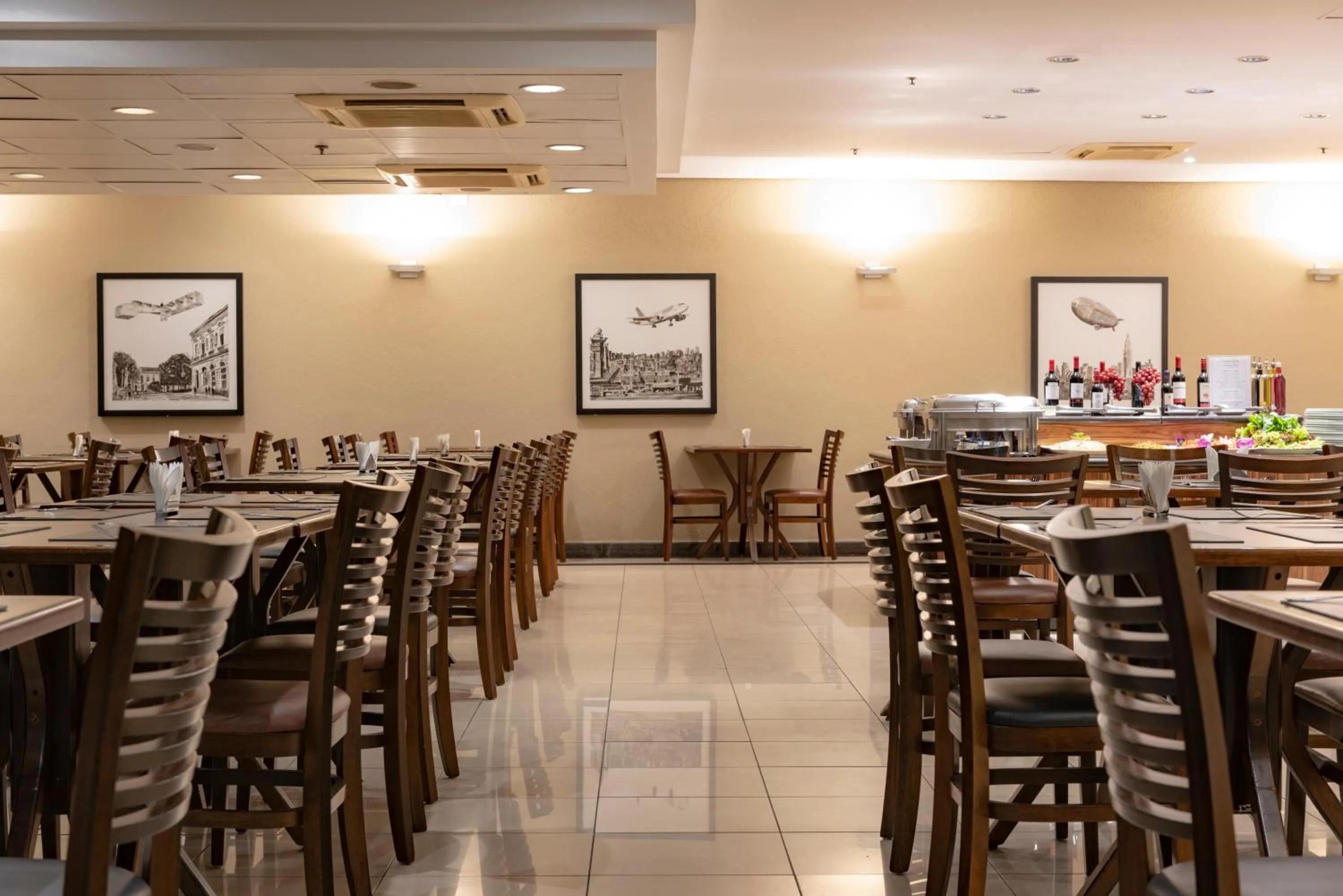 Restaurant/places to eat in Monreale Plus Guarulhos International Airport