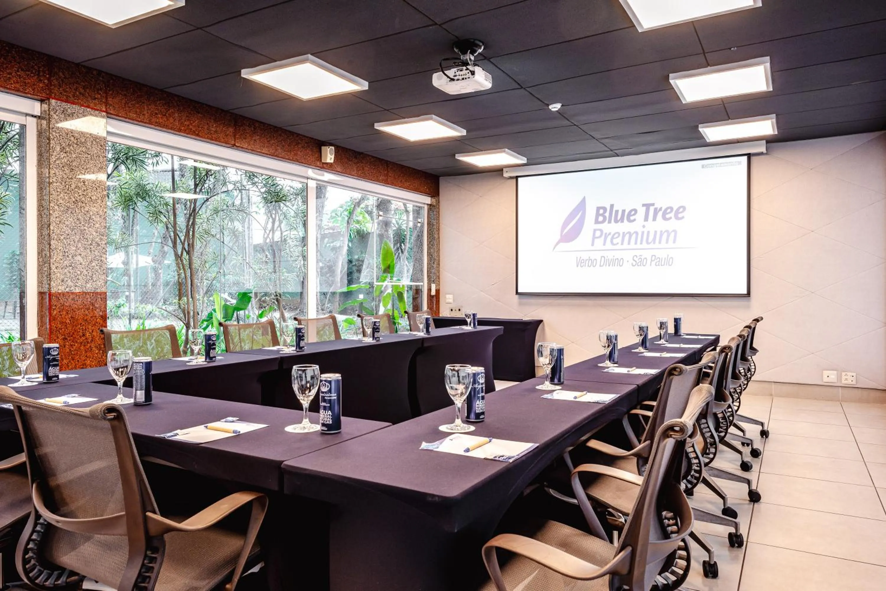 Meeting/conference room in Blue Tree Premium Verbo Divino - Nações Unidas
