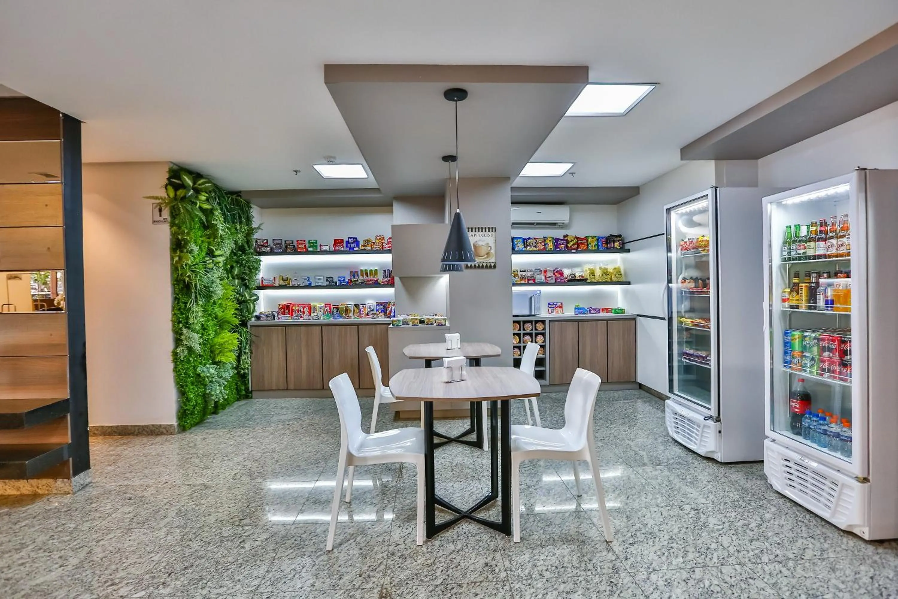 On-site shops in SJ Premium Hotels By Atlantica