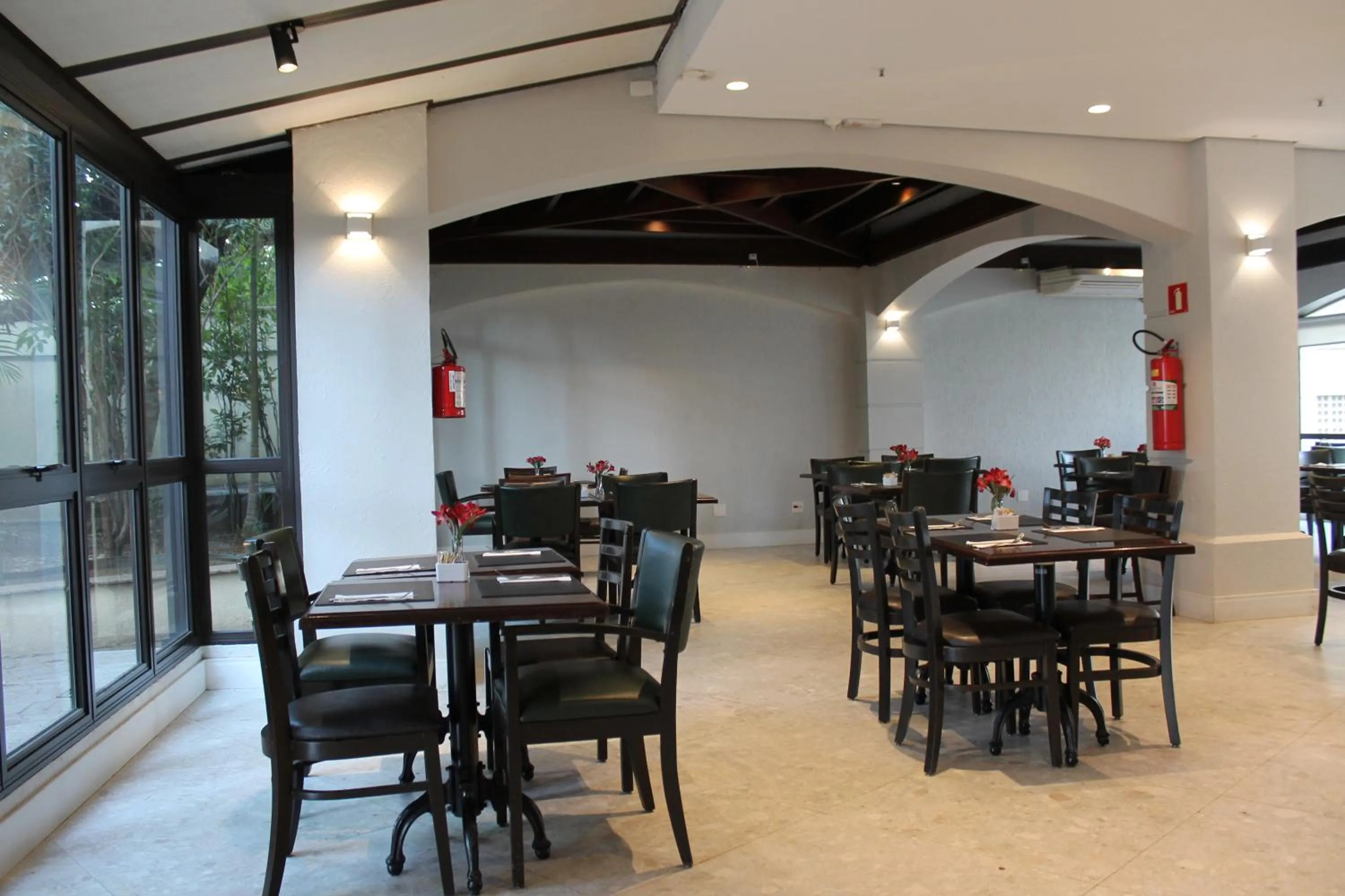 Breakfast in Quality Suites Vila Olimpia