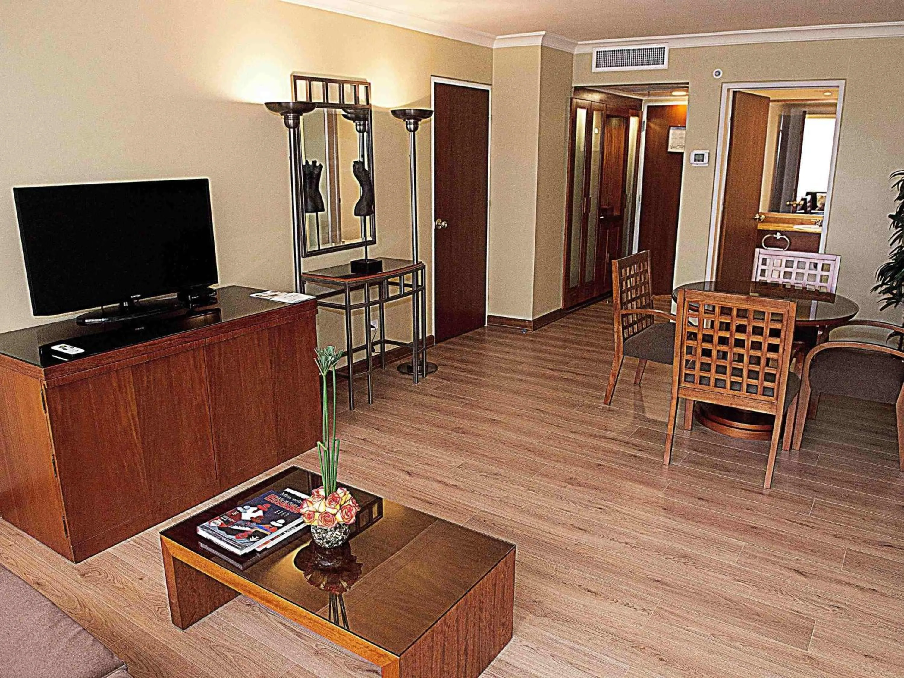 Bedroom in Swissotel Quito