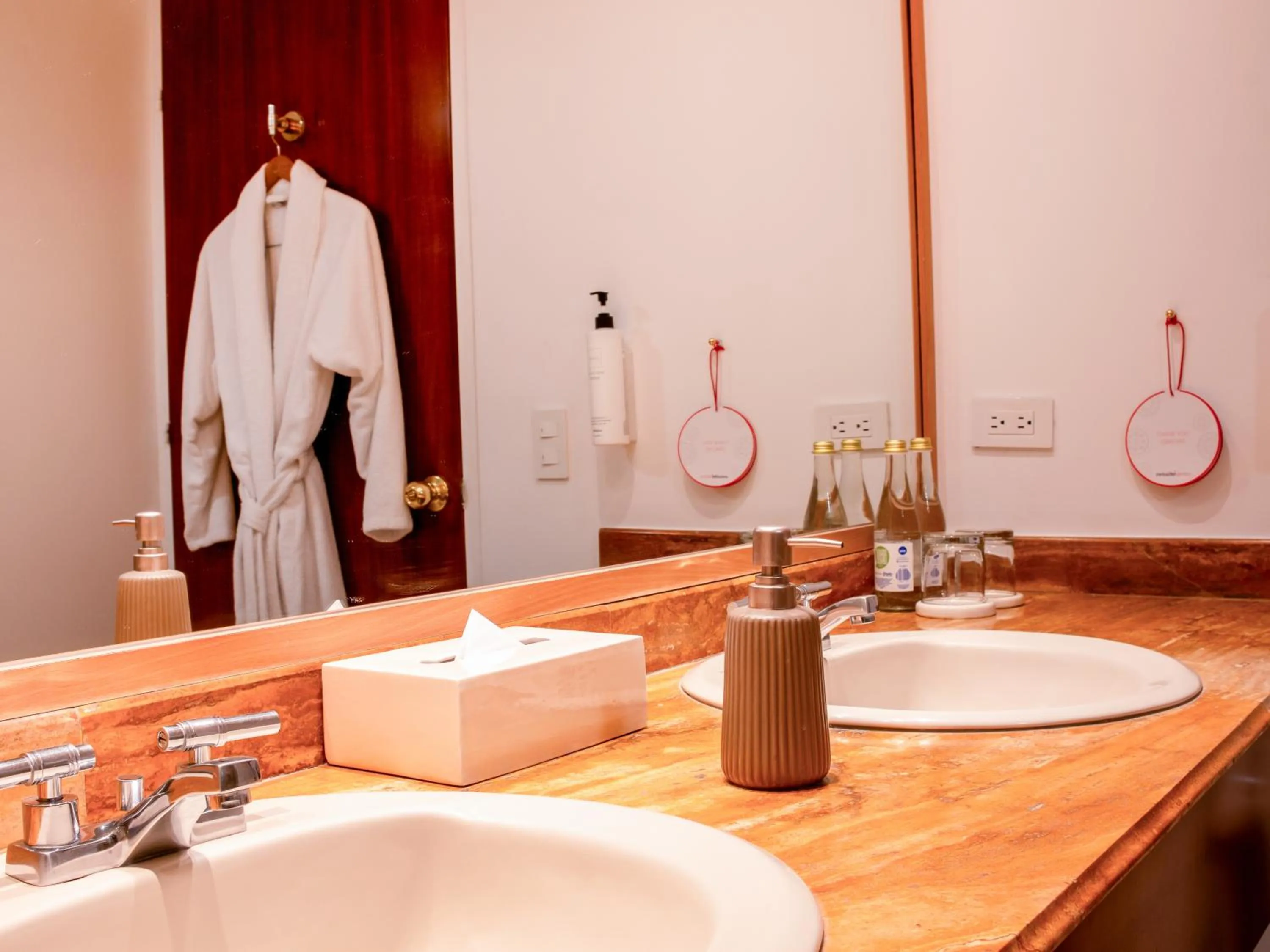 Bathroom in Swissotel Quito