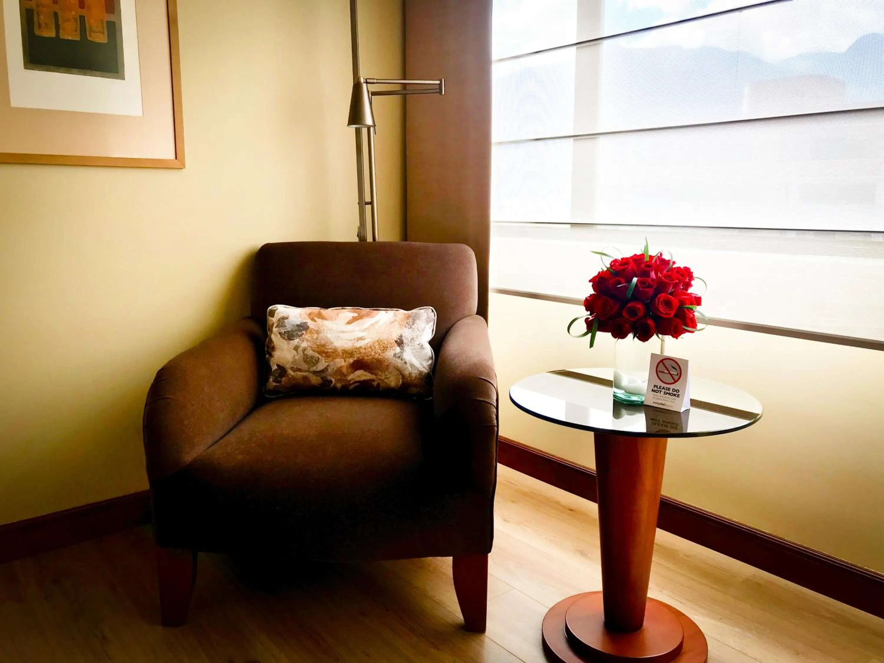 Seating area in Swissotel Quito