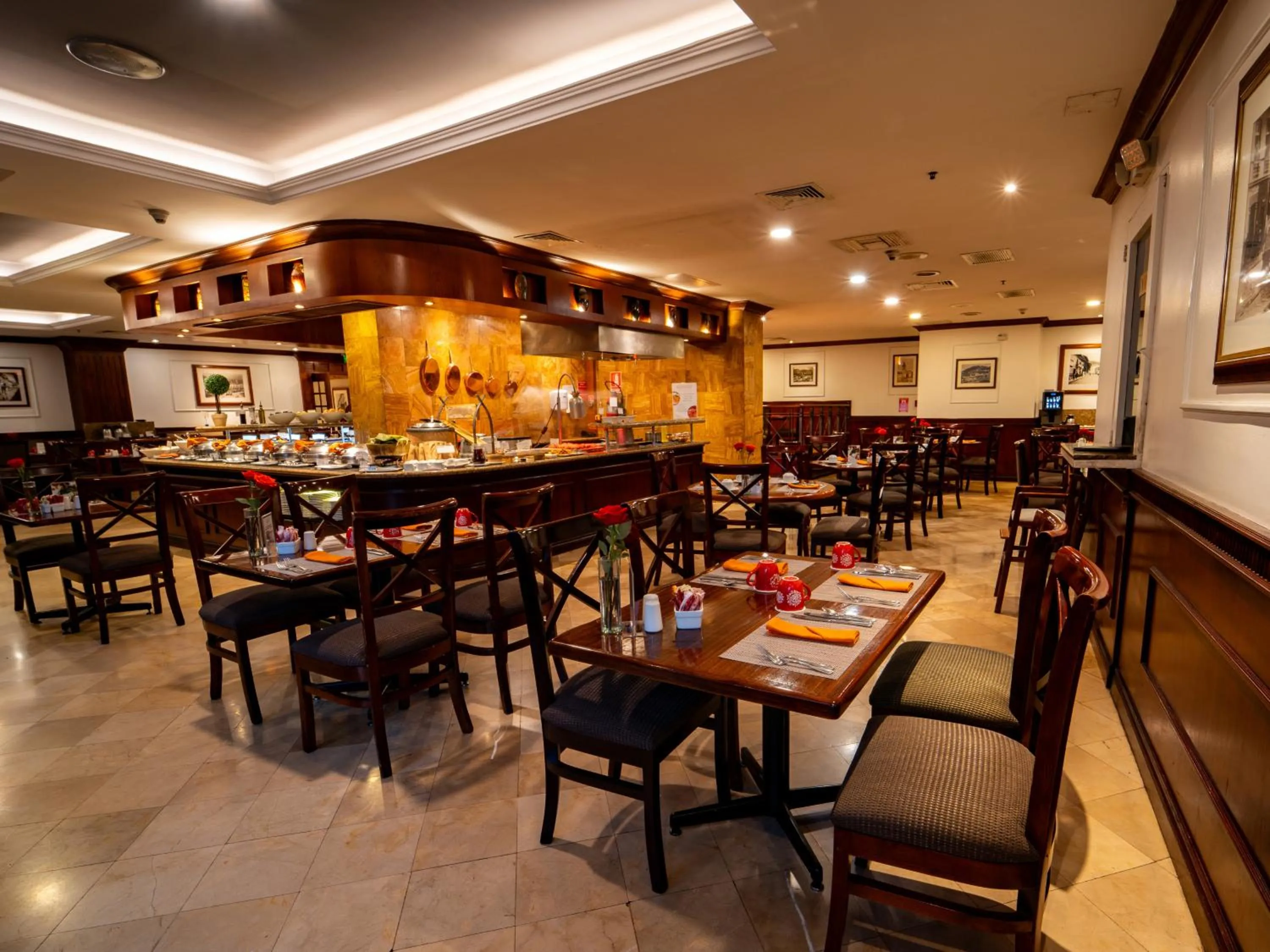 Restaurant/places to eat in Swissotel Quito