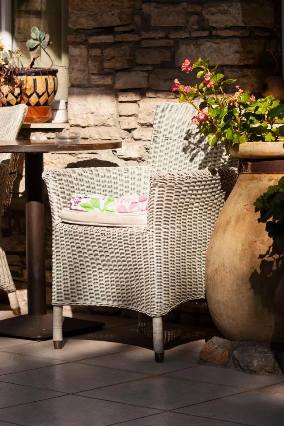 Property building in Virginia Hotel