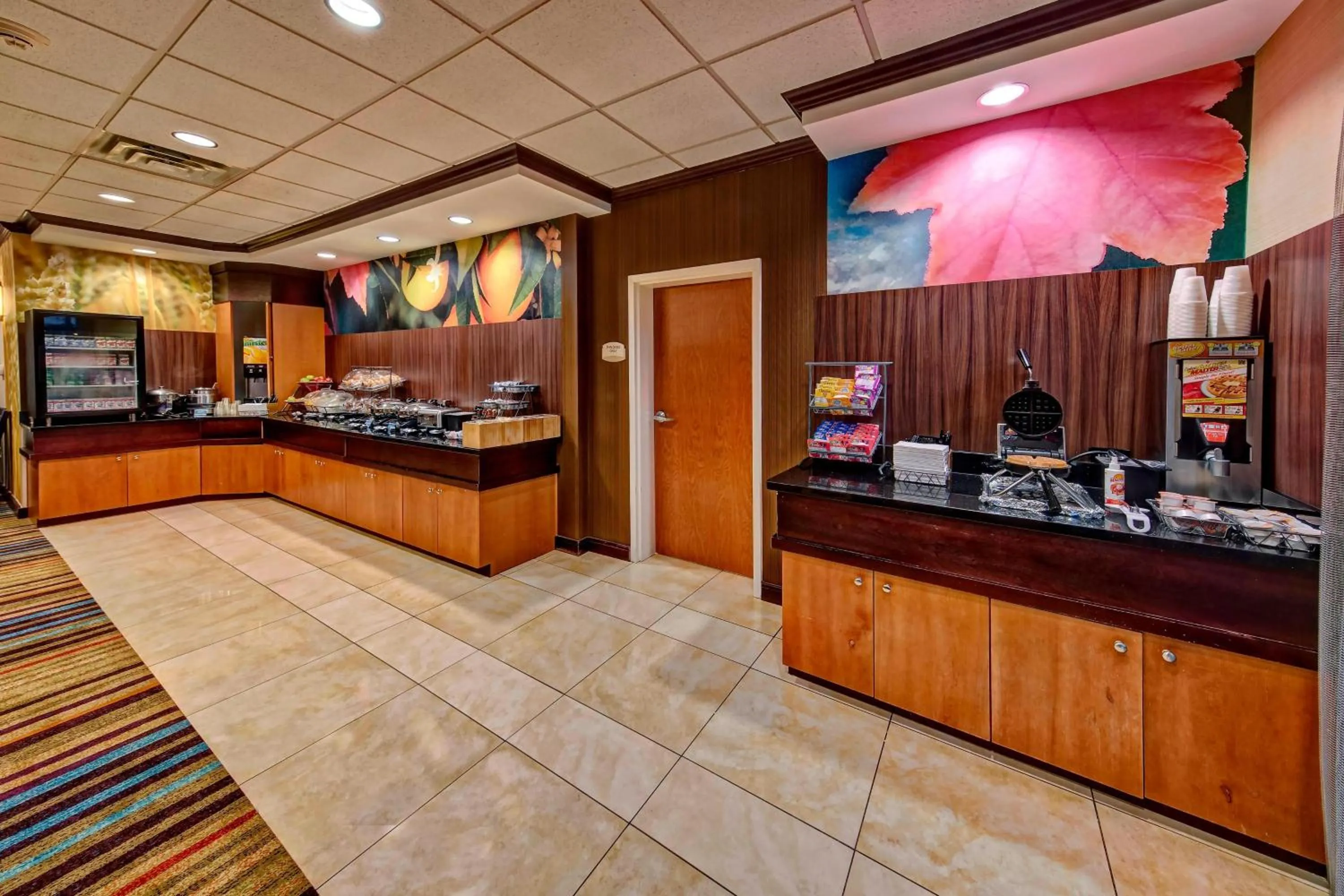 Breakfast in Fairfield Inn and Suites by Marriott Weatherford