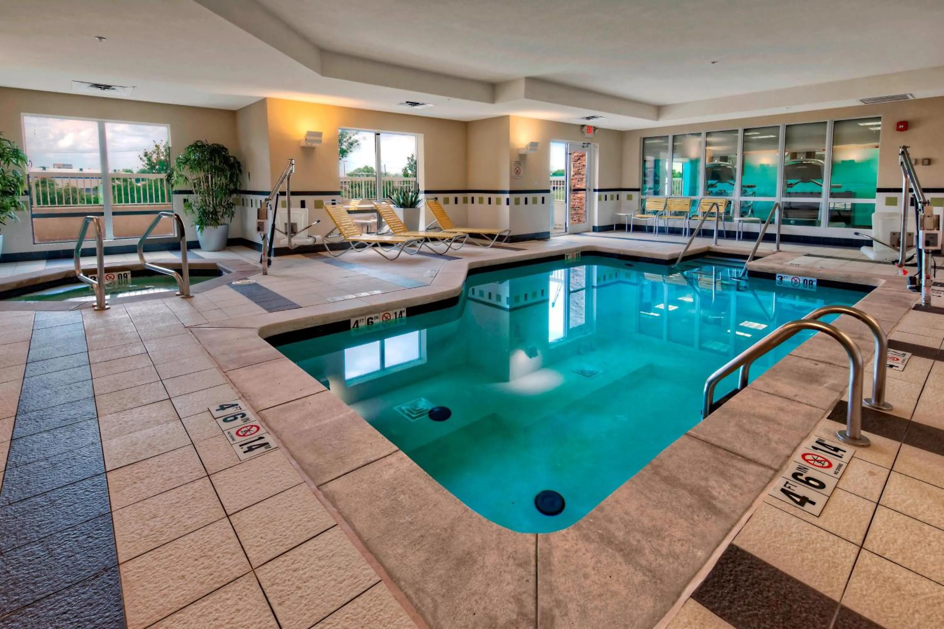 Swimming pool in Fairfield Inn and Suites by Marriott Weatherford