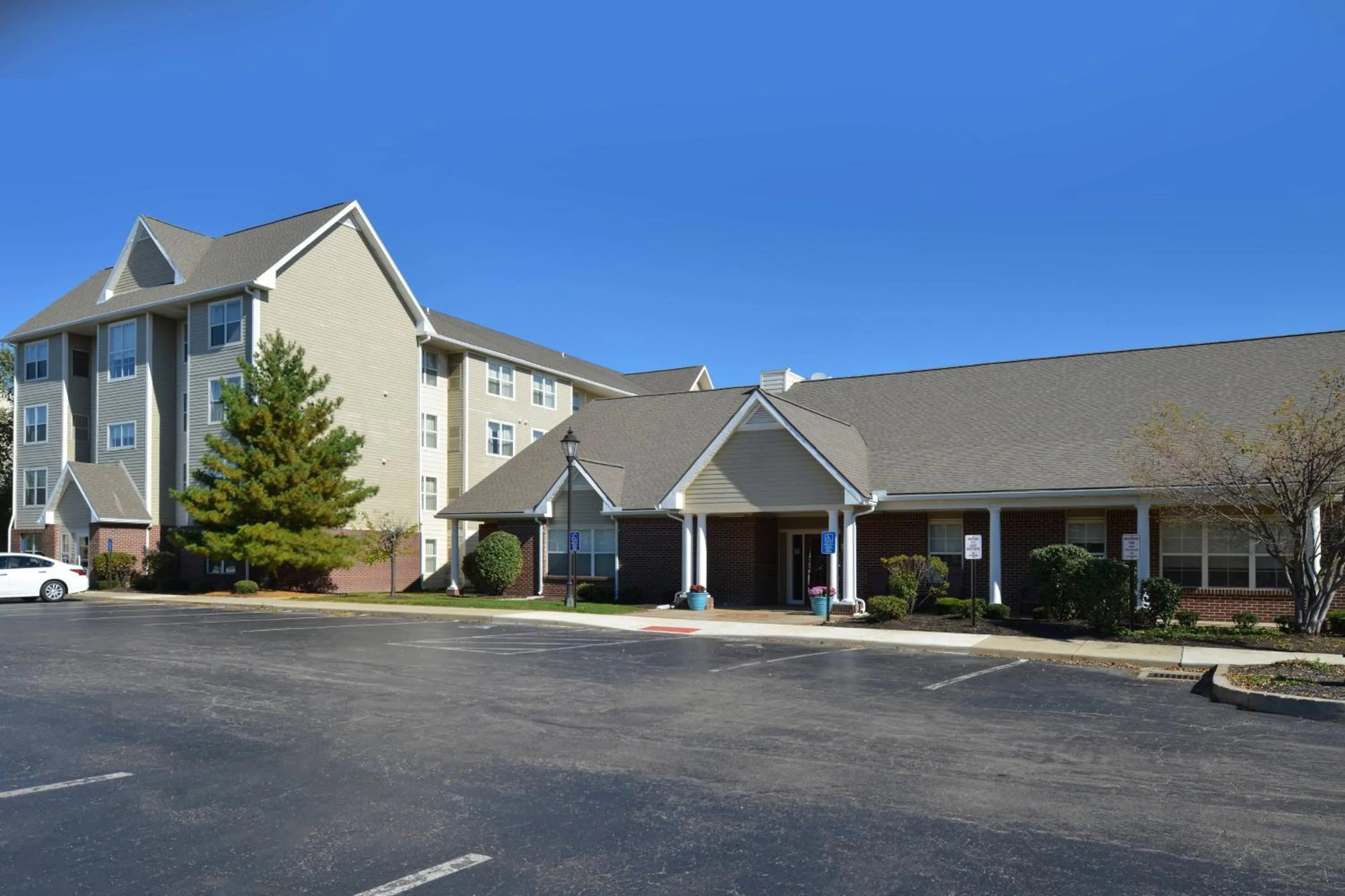 Property building in Residence Inn by Marriott Dayton Troy