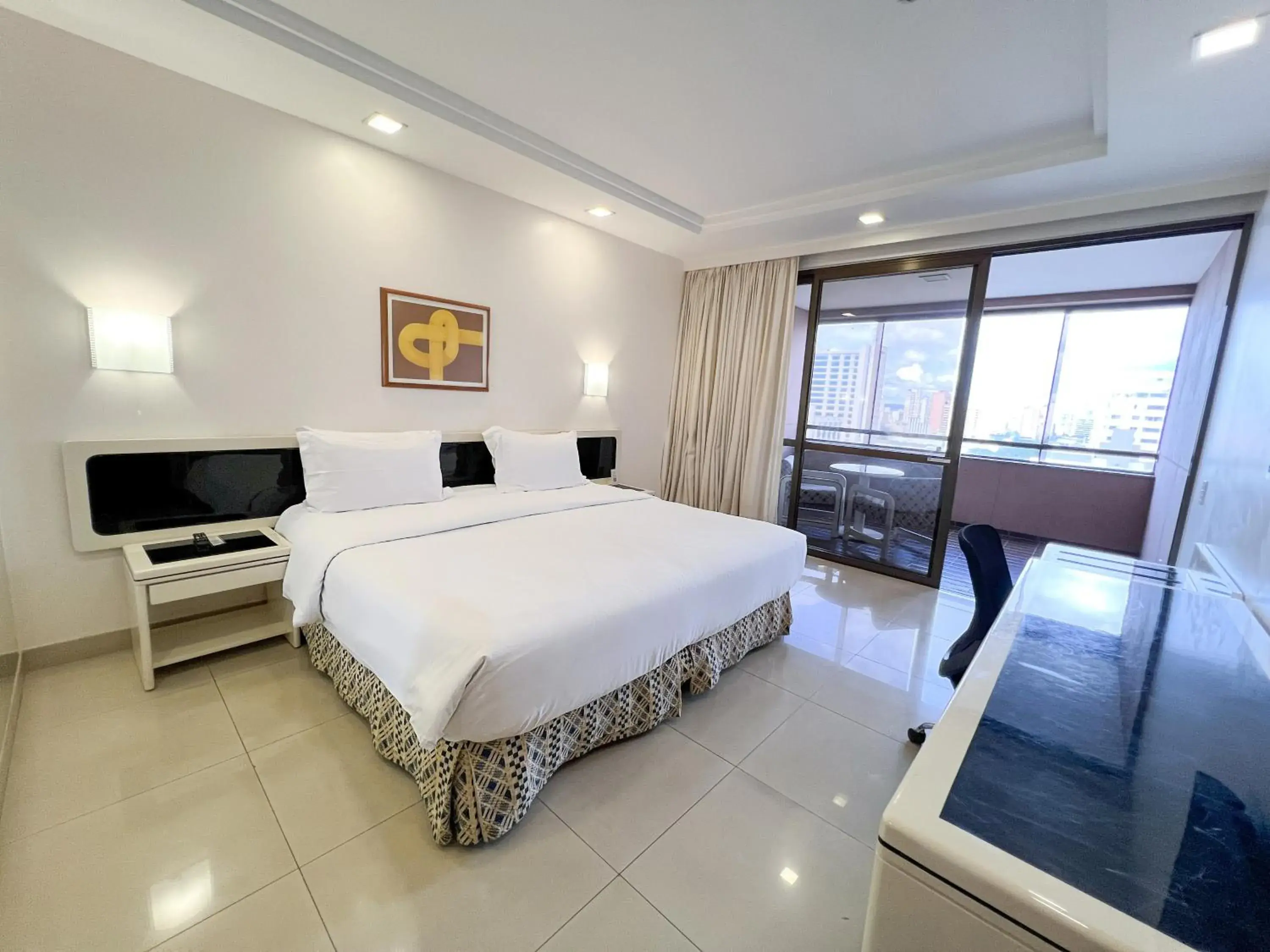 Apartment with Balcony - single occupancy in Castro's Park Hotel Apartment with Balcony - single occupancy in Castro's Park Hotel