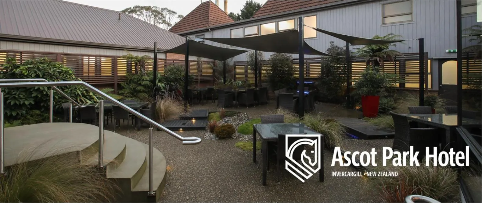 Patio in Ascot Park Hotel