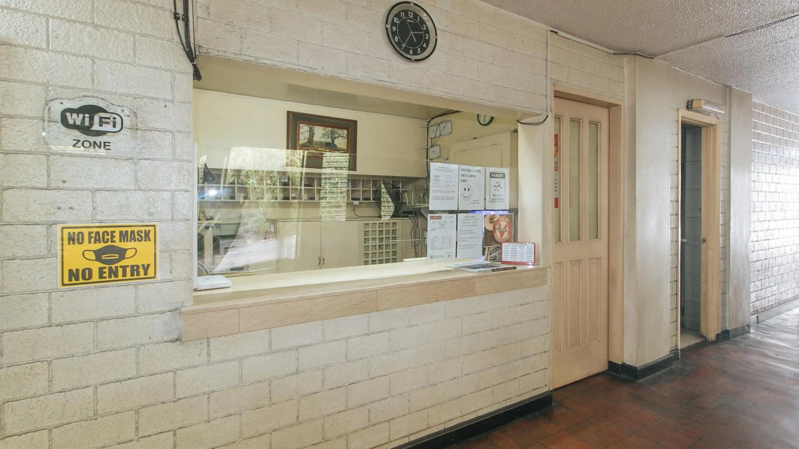 Property logo or sign in RedDoorz at Broadway Court Apartelle Quezon City