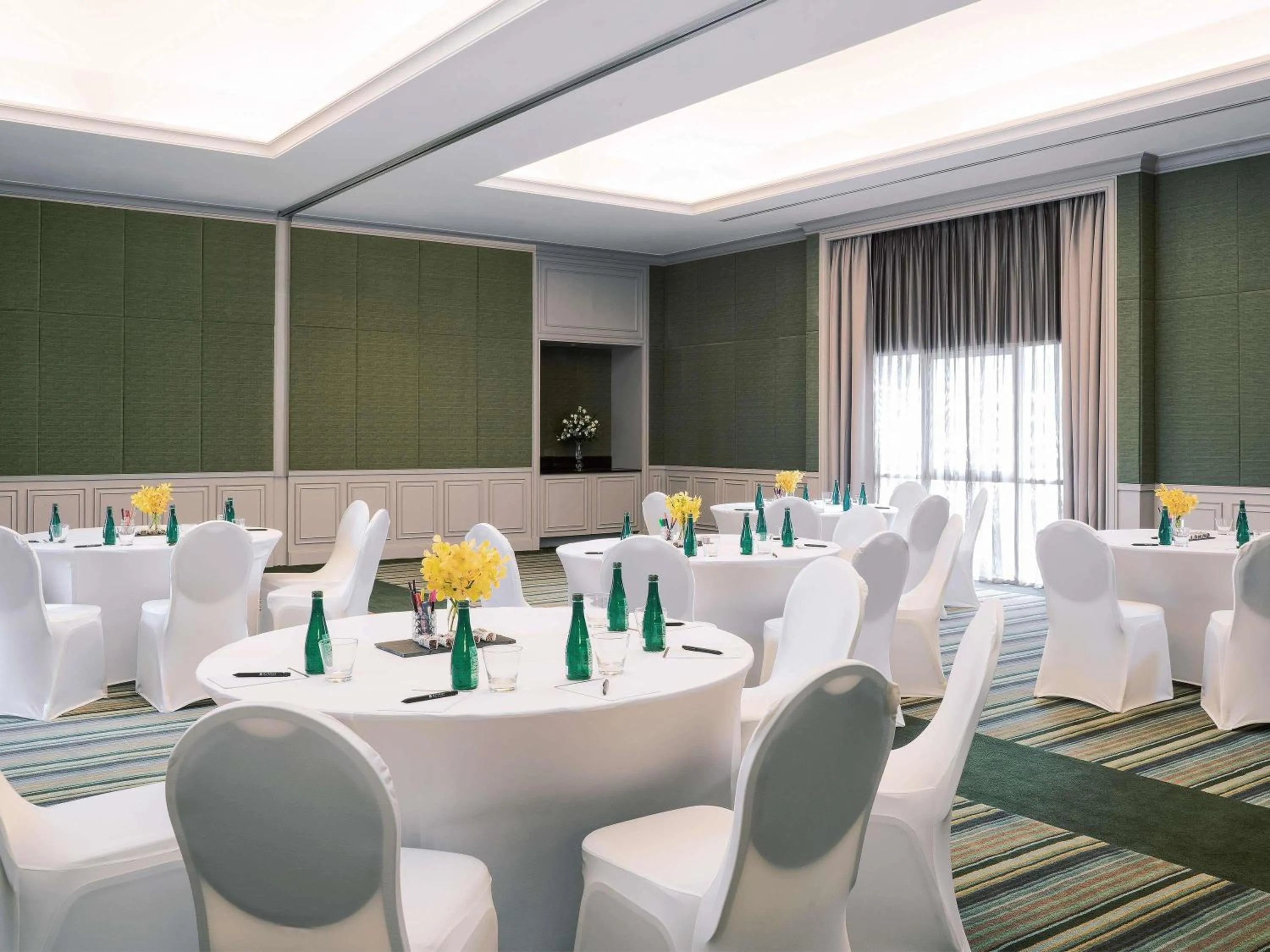 Meeting/conference room in Pullman Phuket Panwa Beach Resort