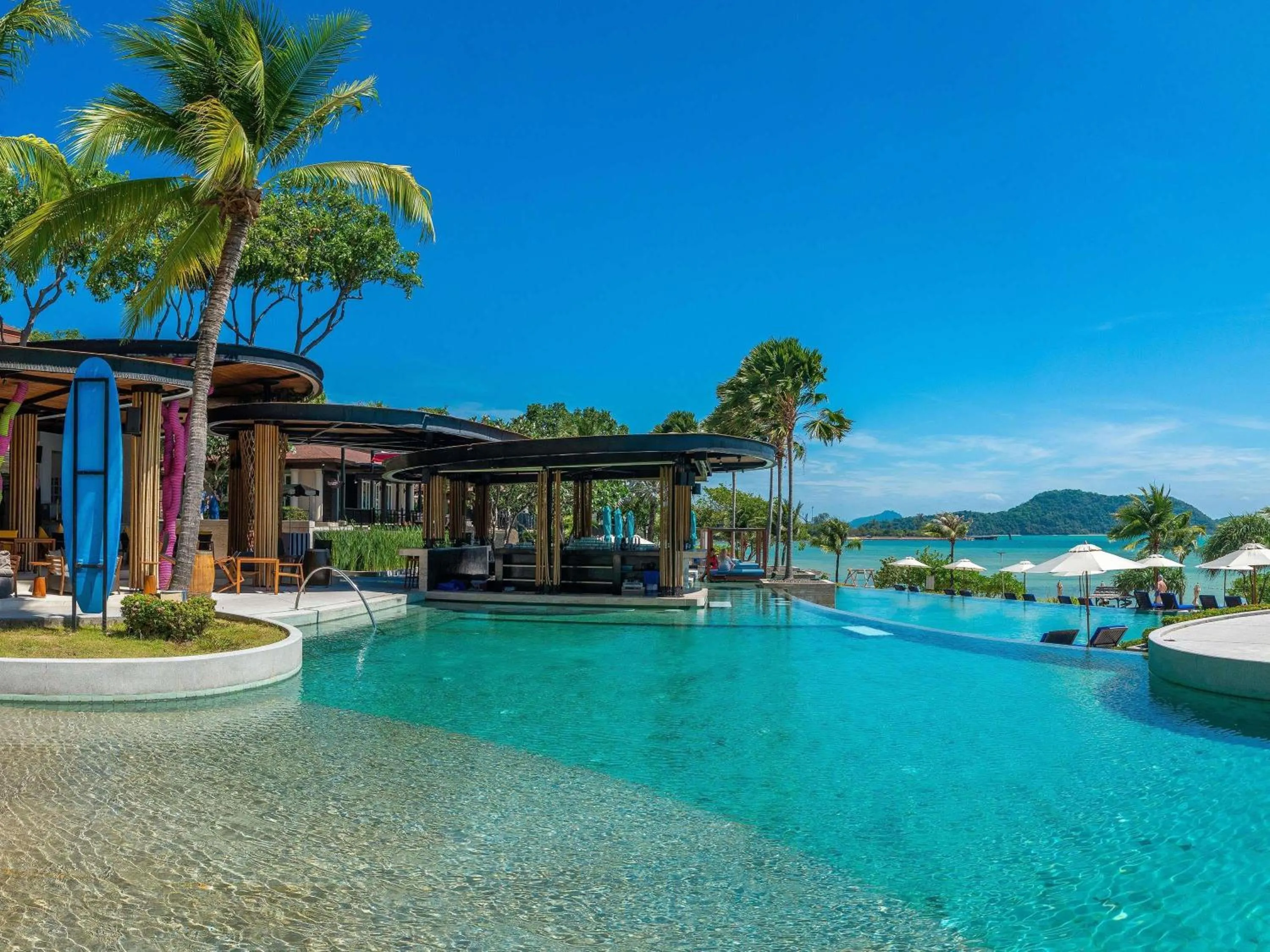 Lounge or bar in Pullman Phuket Panwa Beach Resort