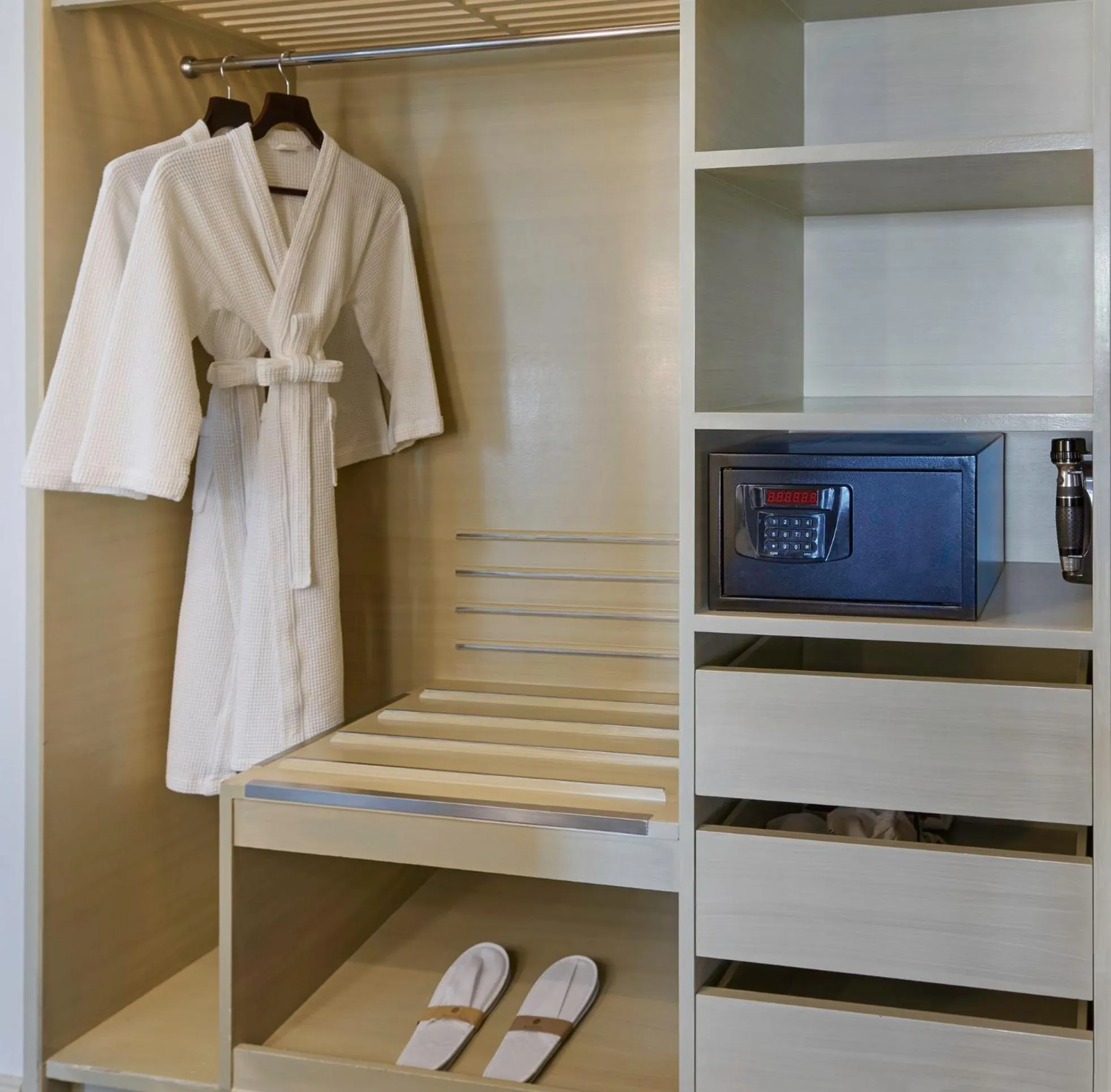 Bathroom in Pullman Phuket Panwa Beach Resort