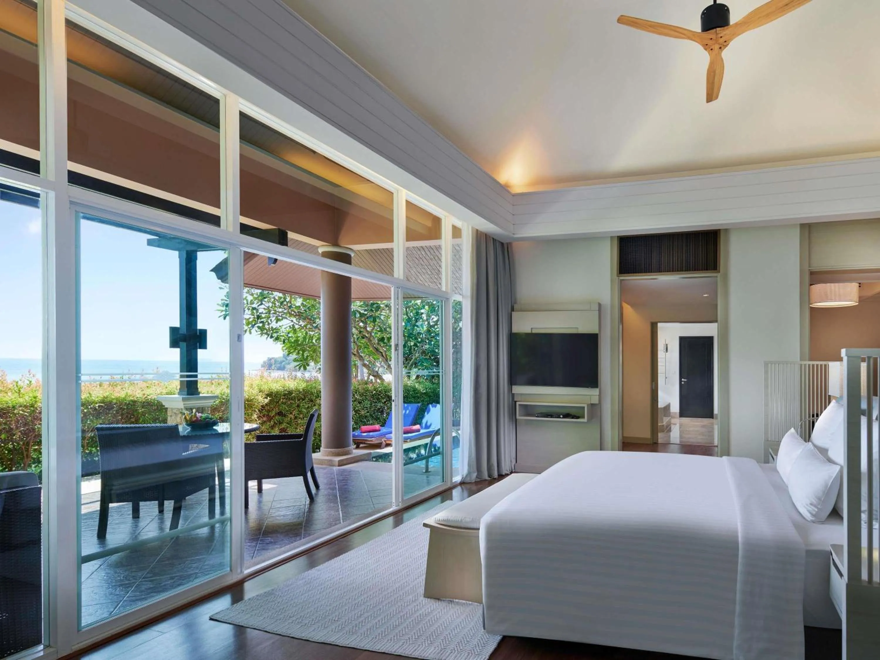 Bedroom, Bed in Pullman Phuket Panwa Beach Resort