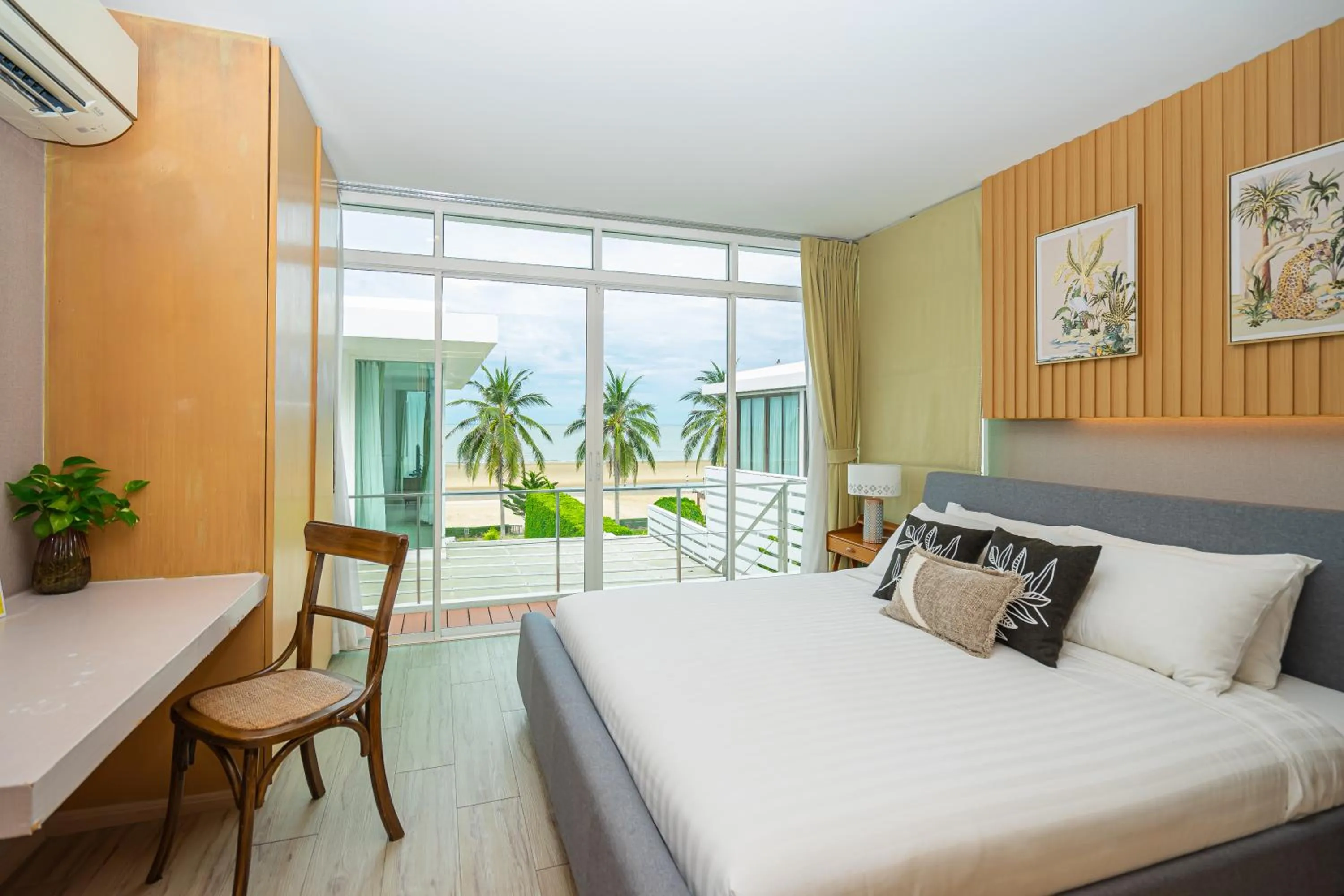 Bed in Tolani Le Bayburi Villas, Hua Hin - Pranburi