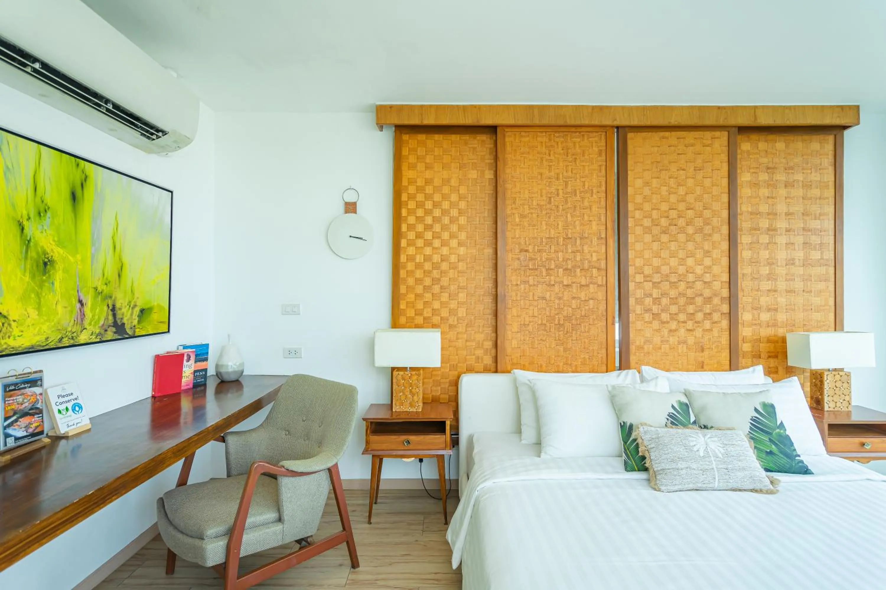 Bed in Tolani Le Bayburi Villas, Hua Hin - Pranburi