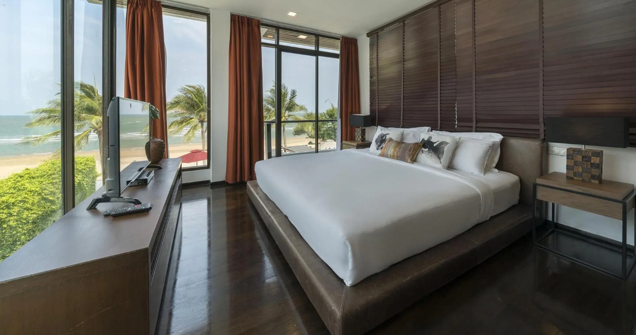 Bed in Tolani Le Bayburi Villas, Hua Hin - Pranburi