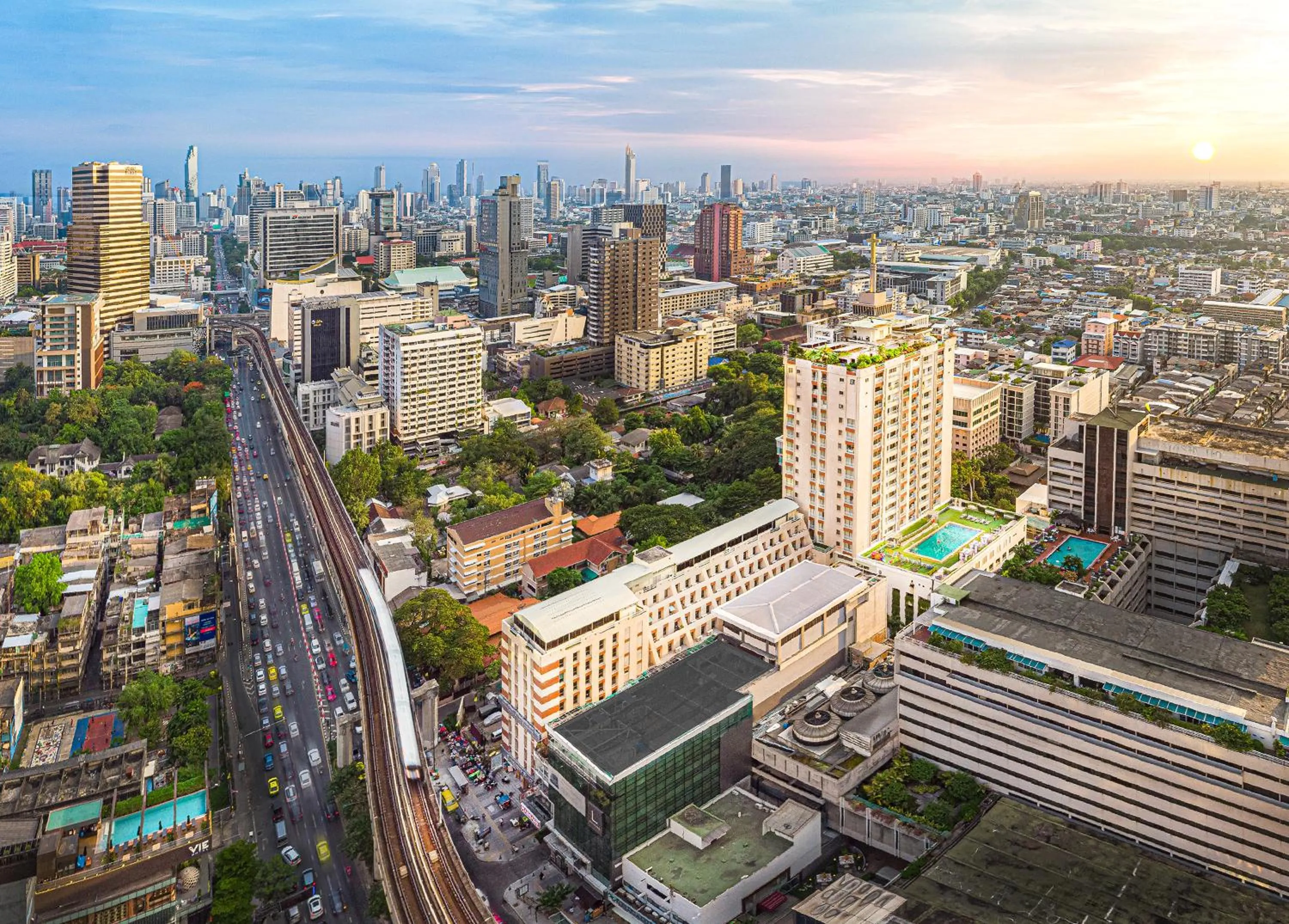 City view in Evergreen Place Siam by UHG