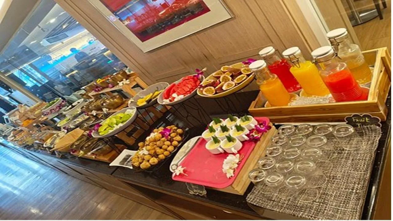 Restaurant/places to eat in Evergreen Place Siam by UHG