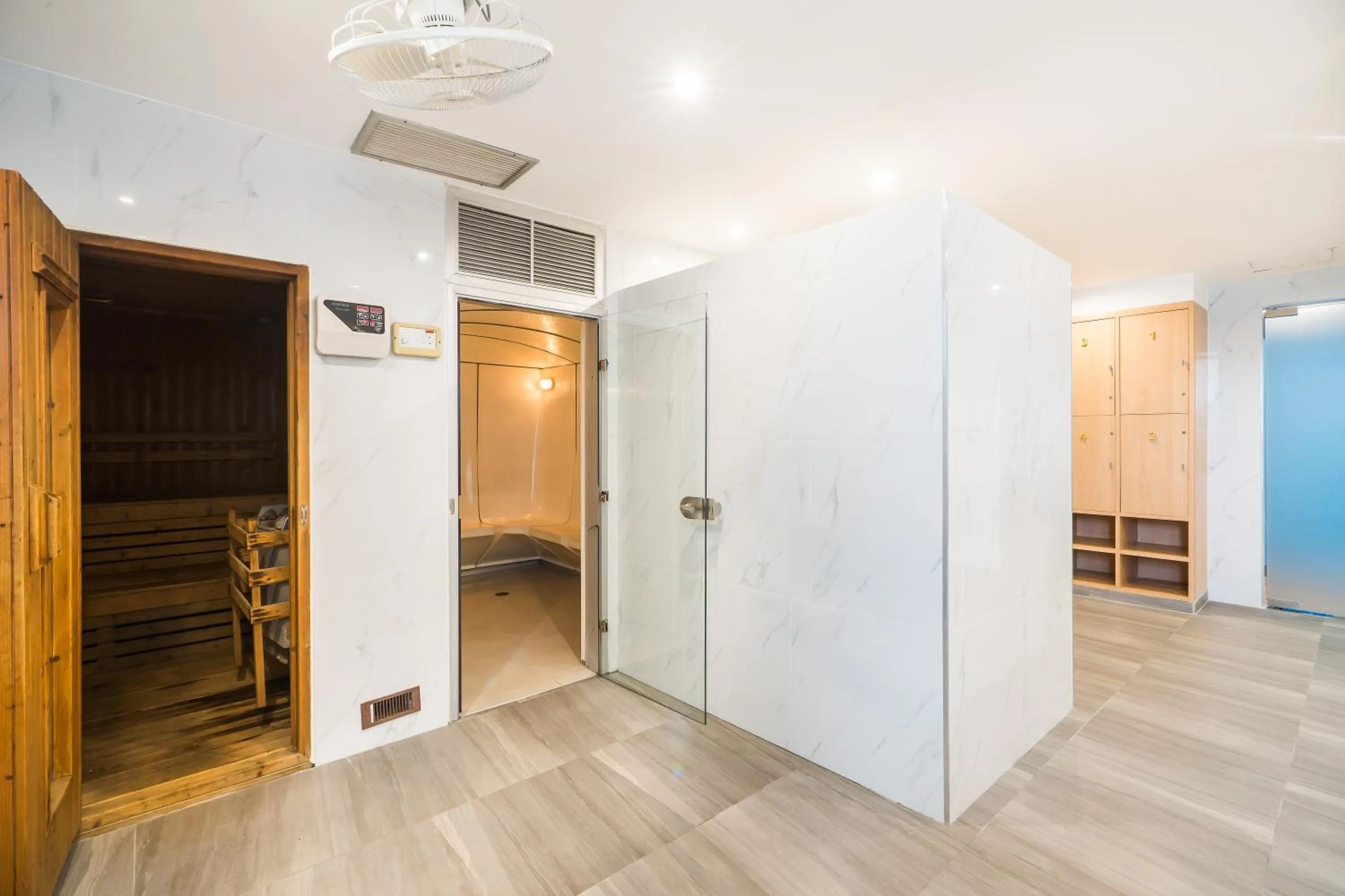 Area and facilities in Evergreen Place Siam by UHG