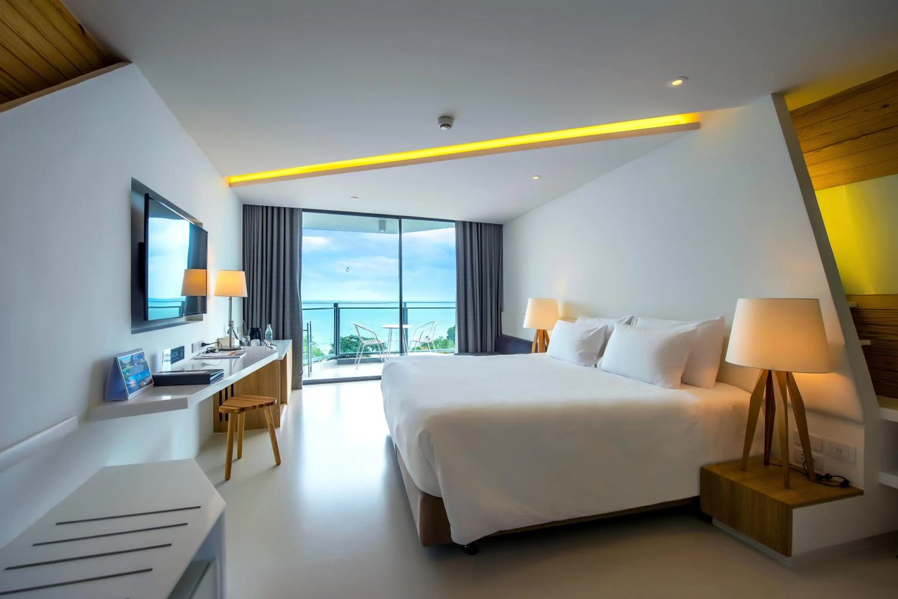 Bedroom, Bed in Q Resort Rayong