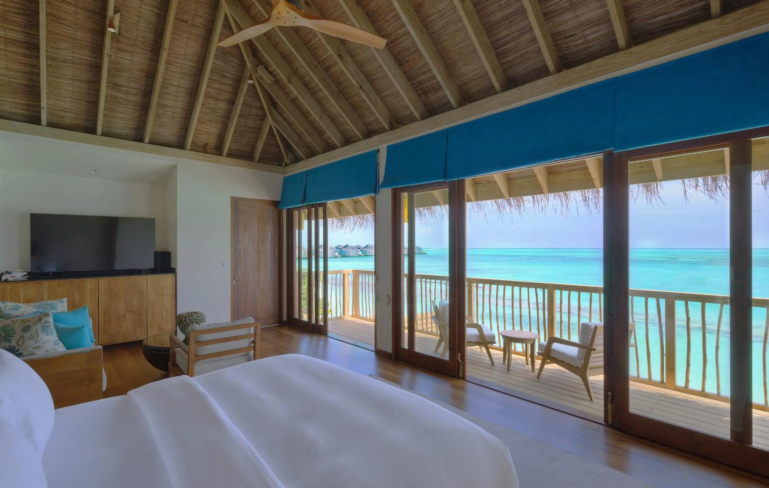 View (from property/room), Bed in Six Senses Laamu